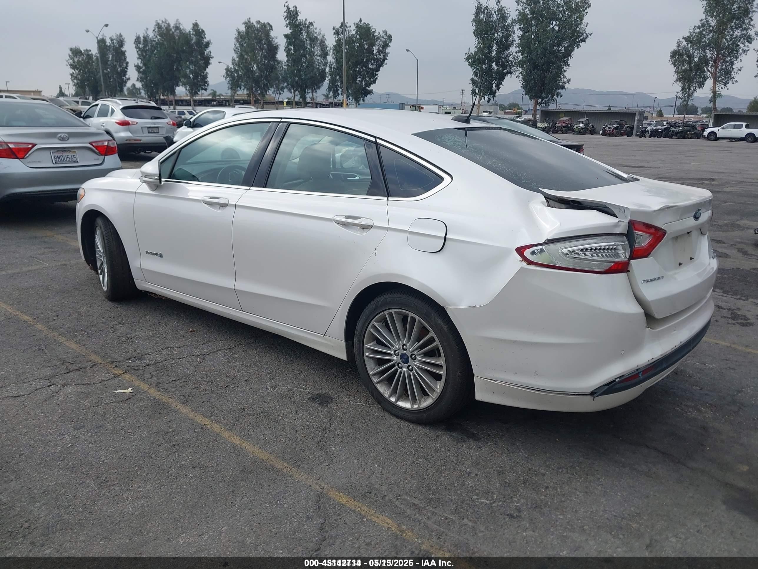 2014 Ford Fusion Hybrid Se White vin: 3FA6P0LU8ER357329