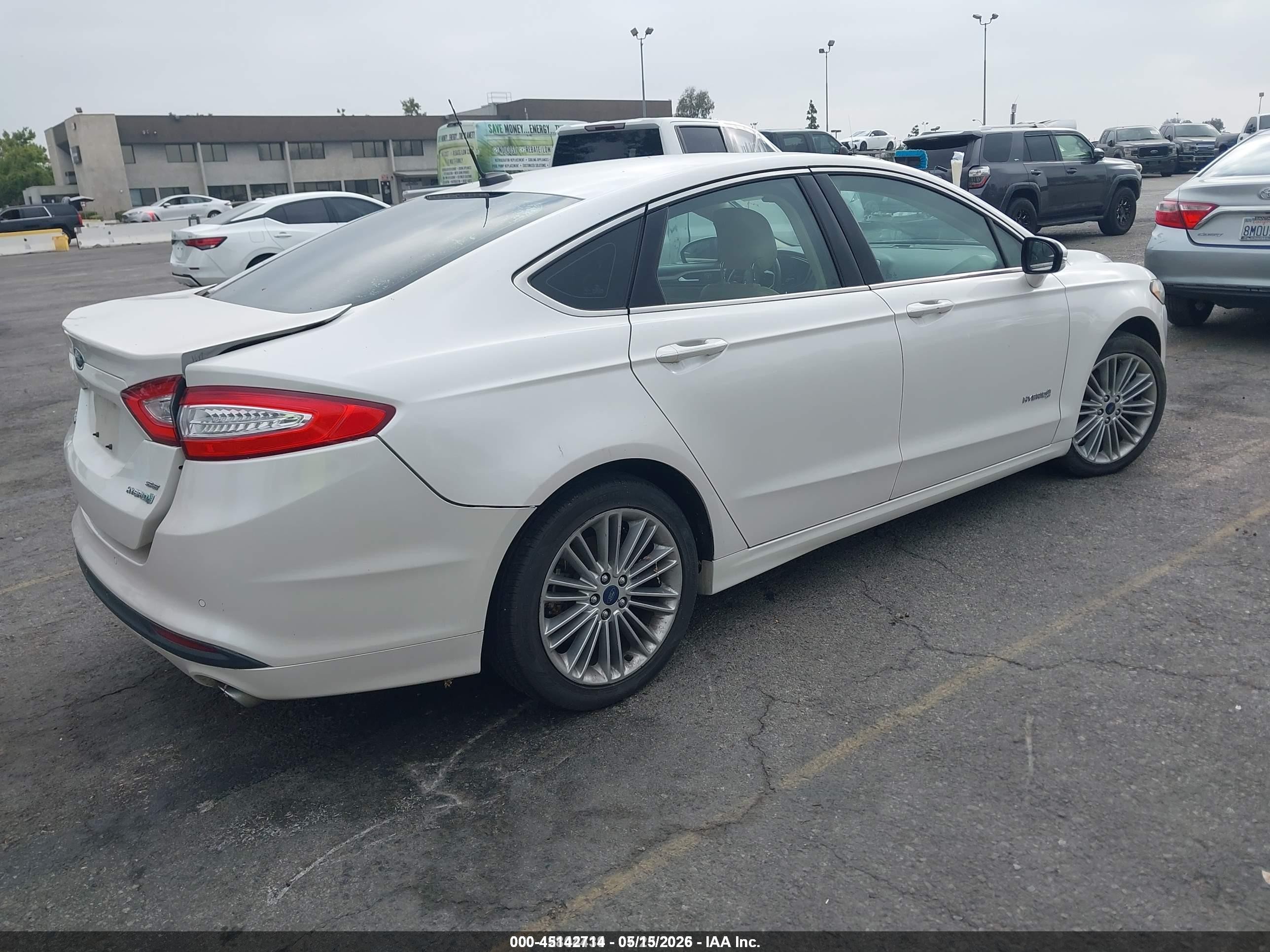 2014 Ford Fusion Hybrid Se White vin: 3FA6P0LU8ER357329