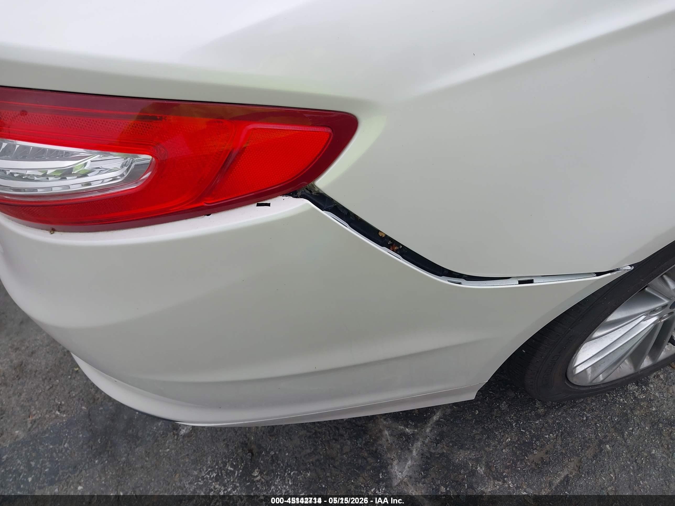 2014 Ford Fusion Hybrid Se White vin: 3FA6P0LU8ER357329