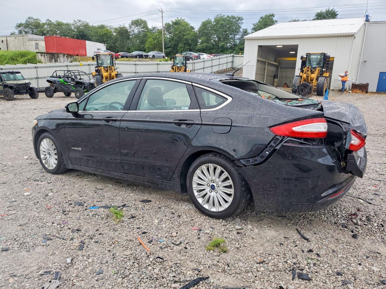 2015 Ford Fusion Se Hybrid Черный vin: 3FA6P0LU8FR117960