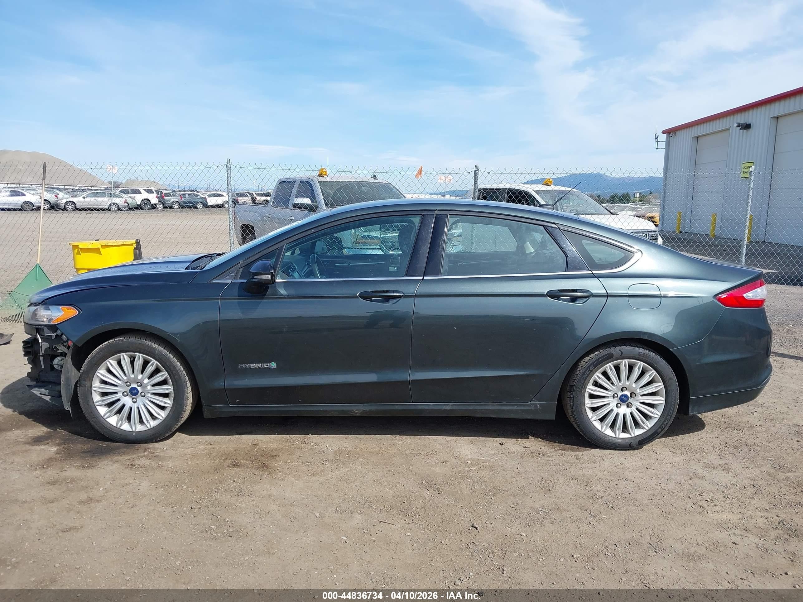 2015 Ford Fusion Hybrid Se Green vin: 3FA6P0LU8FR131857