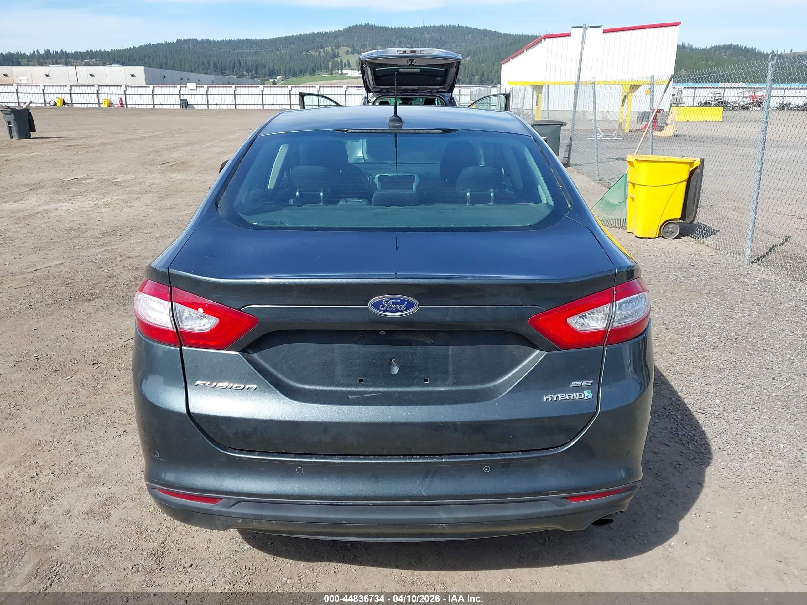 2015 Ford Fusion Hybrid Se Green vin: 3FA6P0LU8FR131857