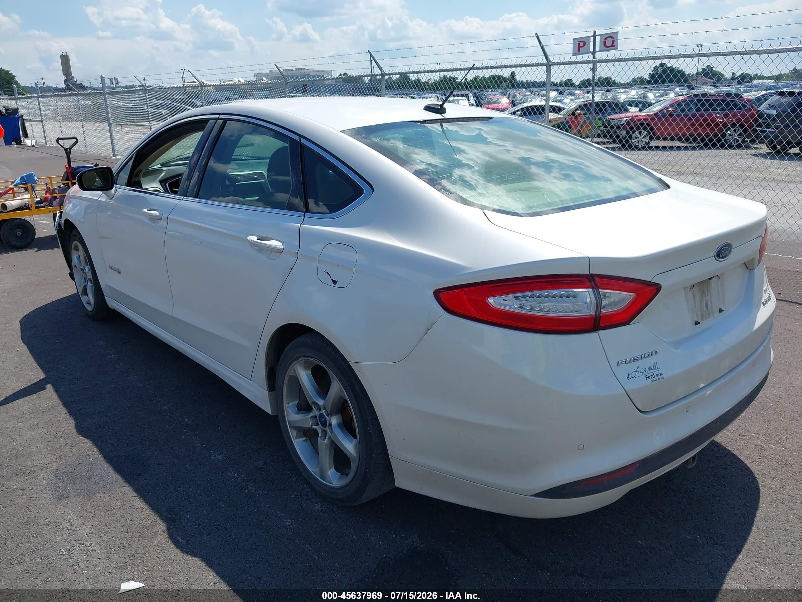 2015 Ford Fusion Hybrid Se White vin: 3FA6P0LU8FR199091