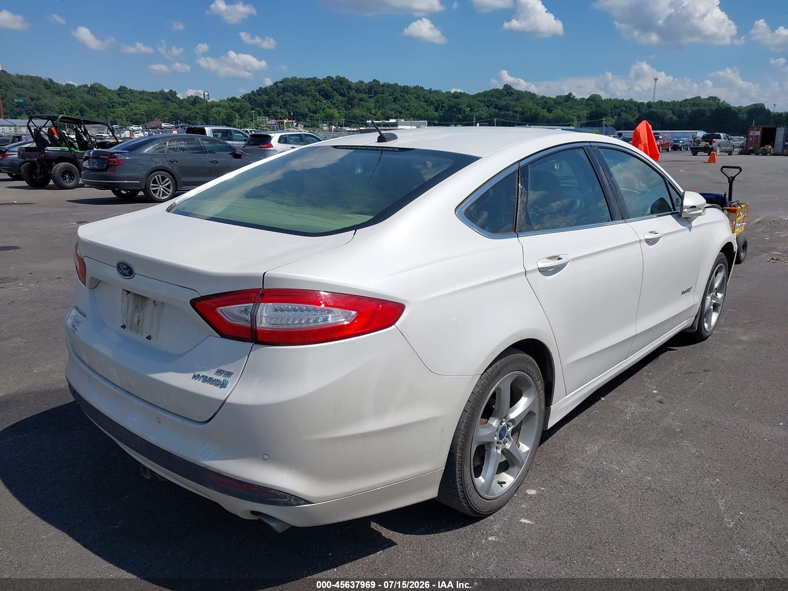 2015 Ford Fusion Hybrid Se White vin: 3FA6P0LU8FR199091
