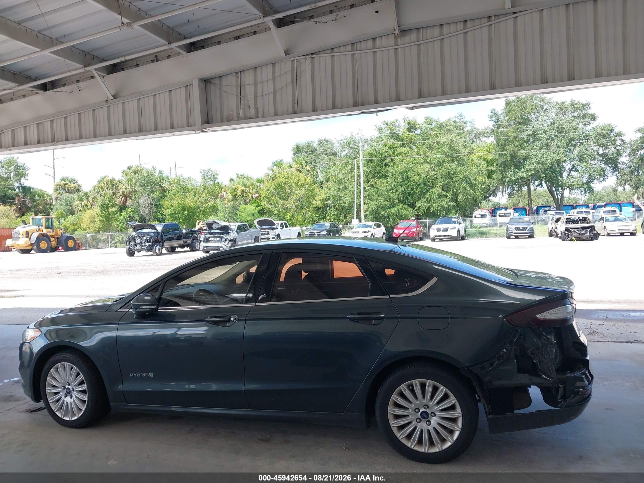 2015 Ford Fusion Hybrid Se Серый vin: 3FA6P0LU8FR254526