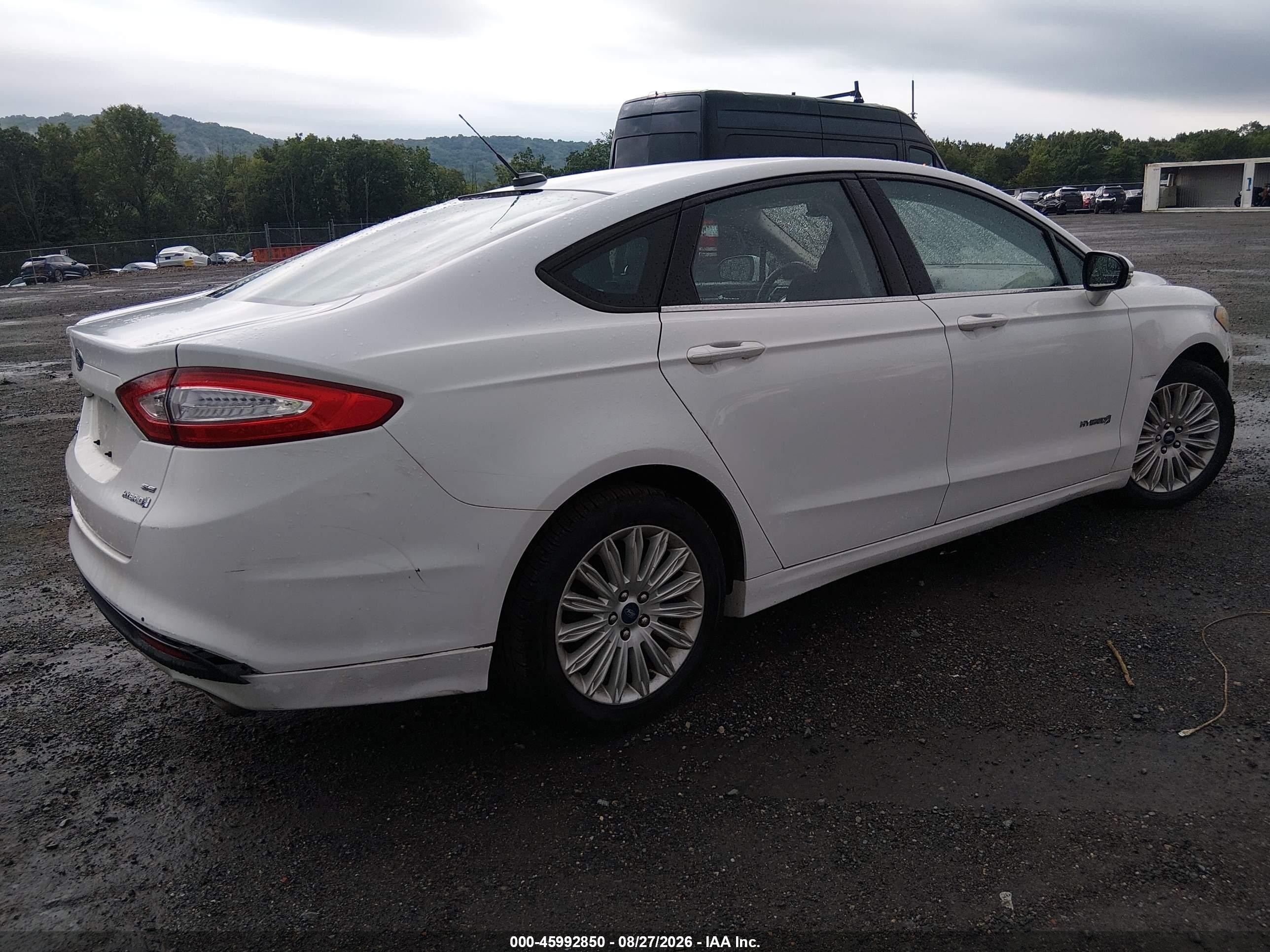 2013 Ford Fusion Hybrid Se White vin: 3FA6P0LU9DR194432