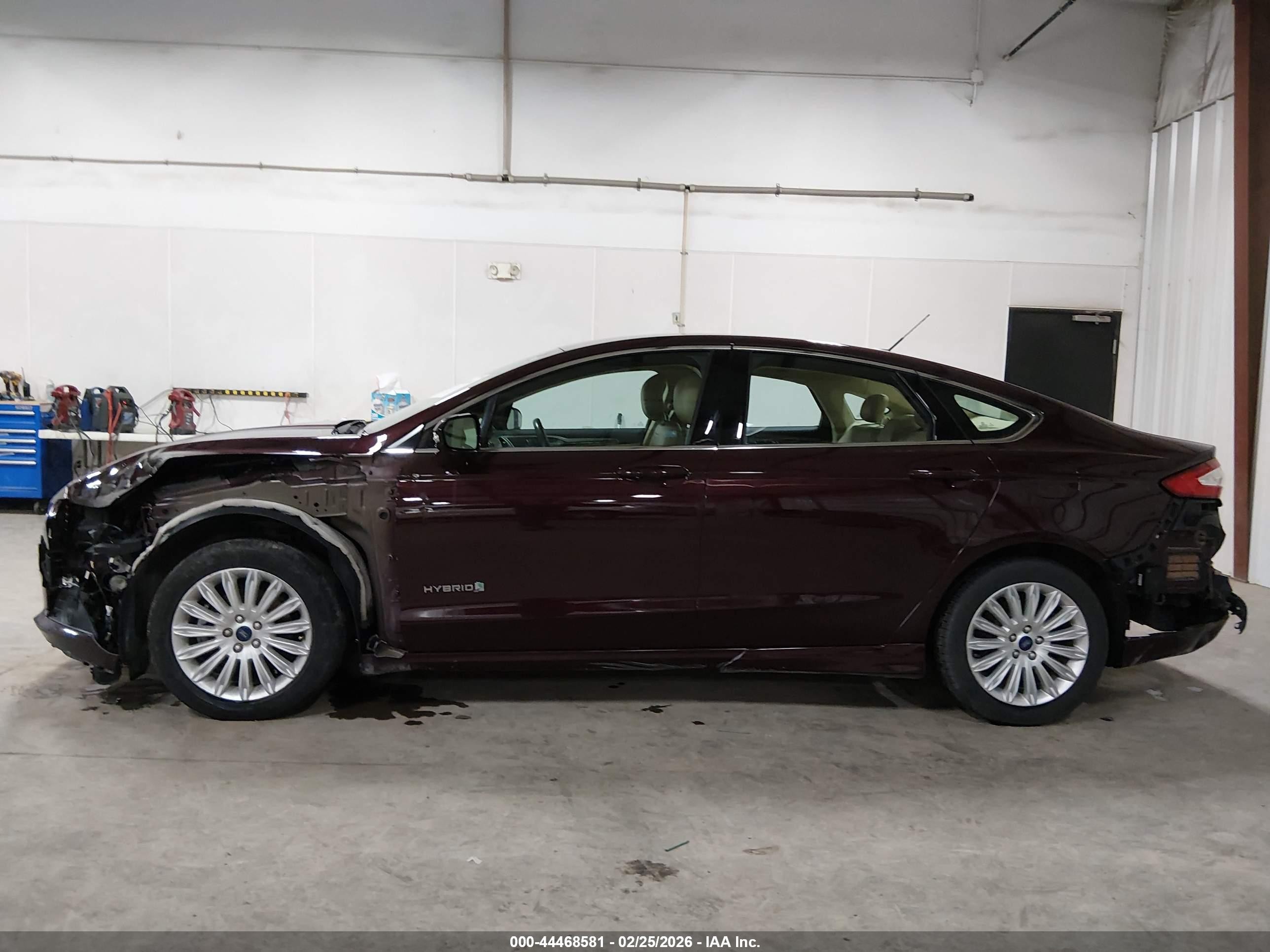 2013 Ford Fusion Hybrid Se Бордовый vin: 3FA6P0LU9DR273356
