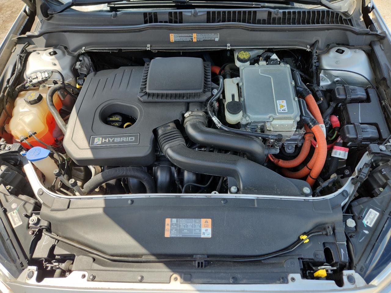 2013 Ford Fusion Se Hybrid Серебряный vin: 3FA6P0LU9DR282476