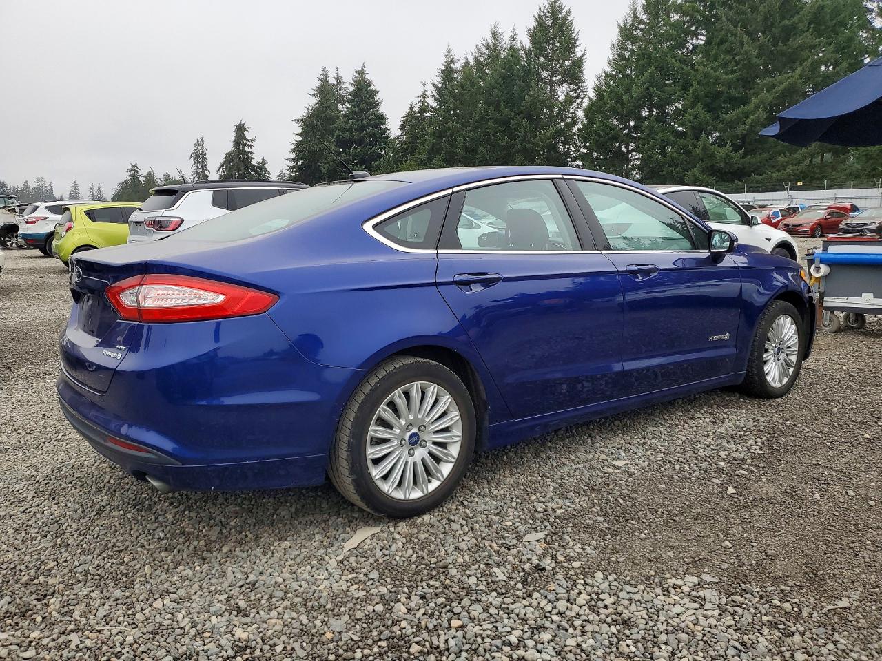 2013 Ford Fusion Se Hybrid Blue vin: 3FA6P0LU9DR345625