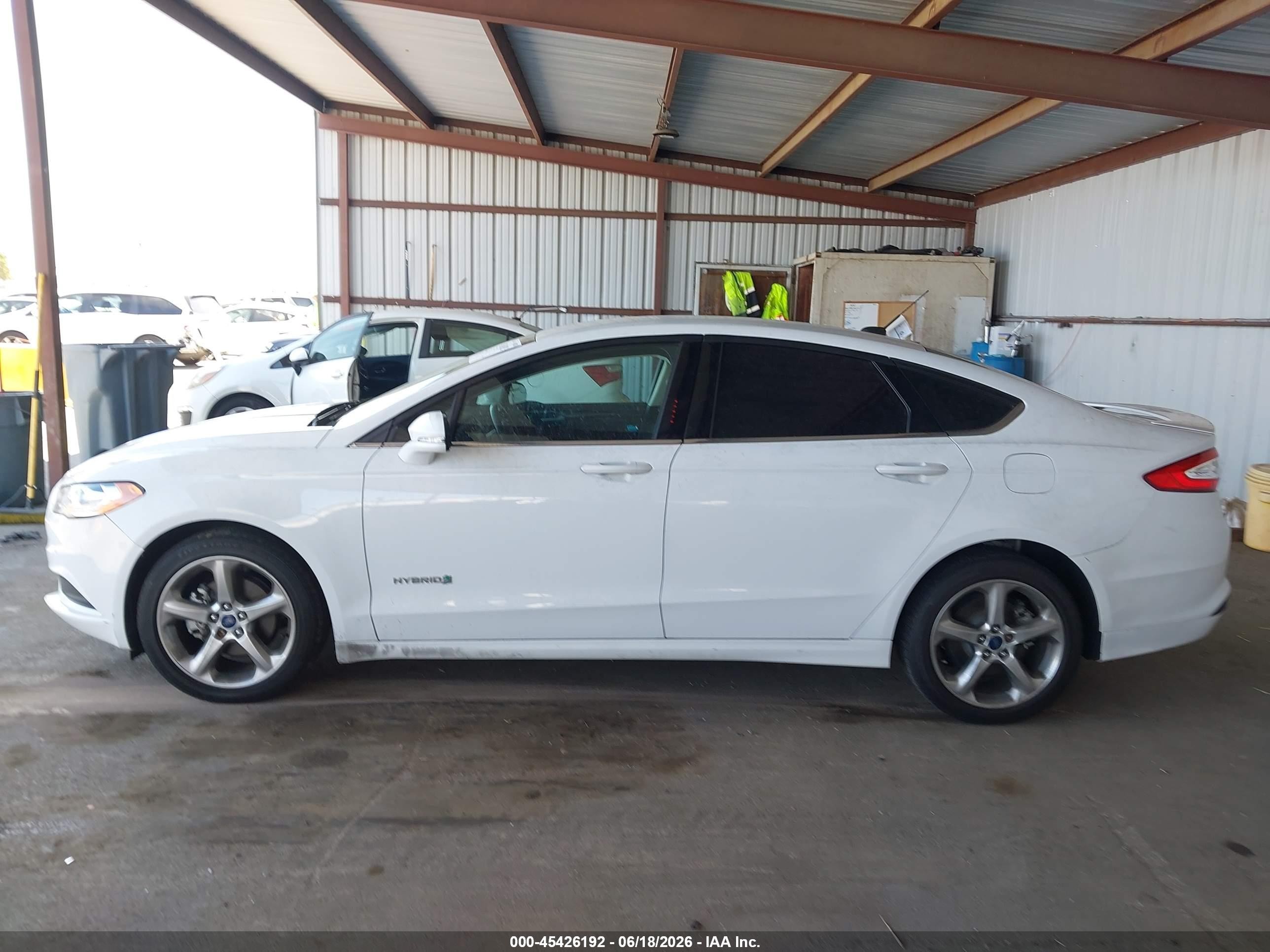2014 Ford Fusion Hybrid Se White vin: 3FA6P0LU9ER283855