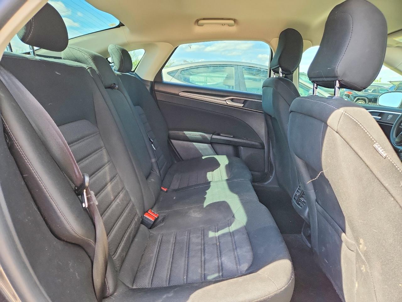 2020 Ford Fusion Black vin: 3FA6P0LU9LR148548