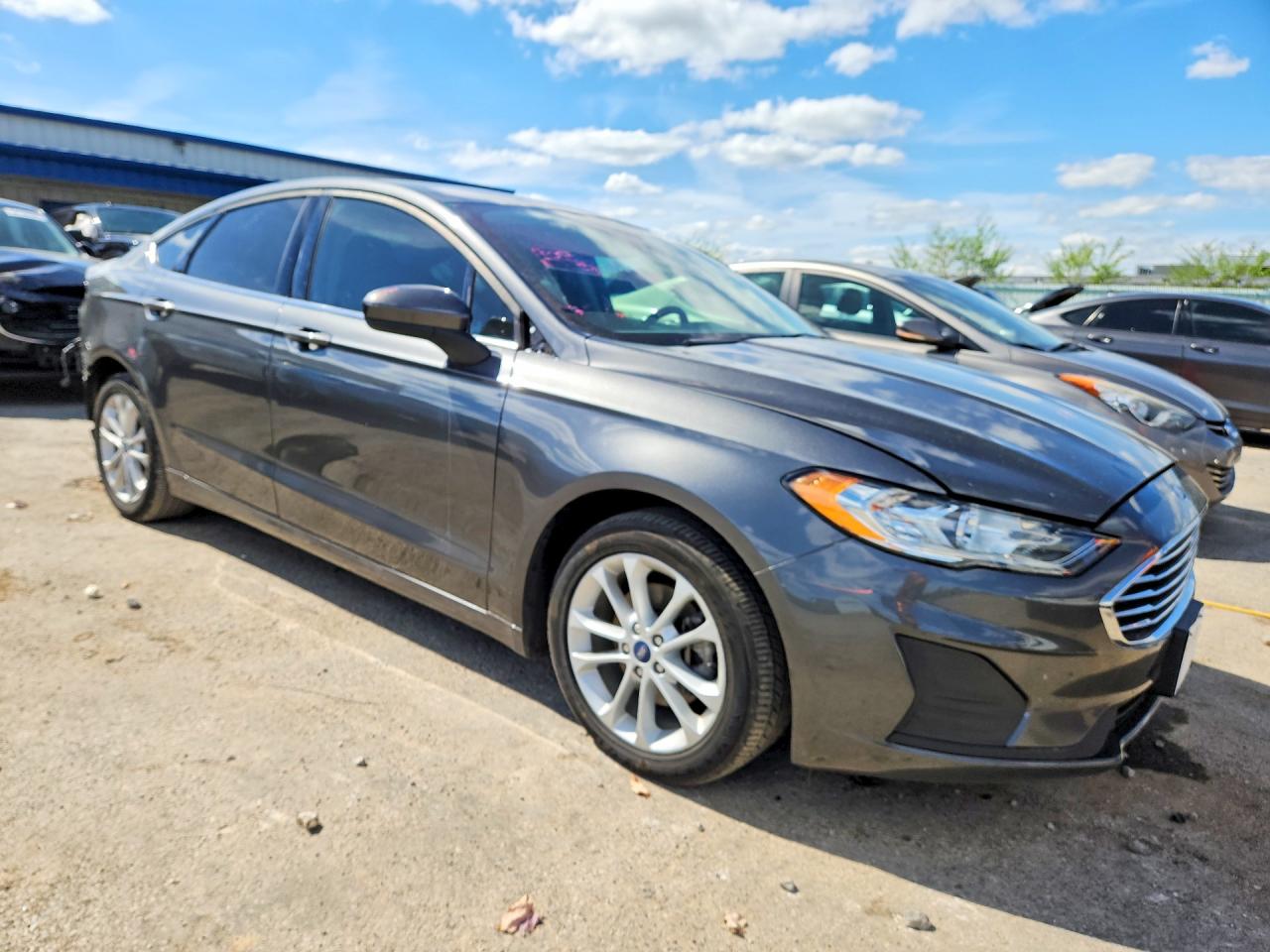 2020 Ford Fusion Black vin: 3FA6P0LU9LR148548