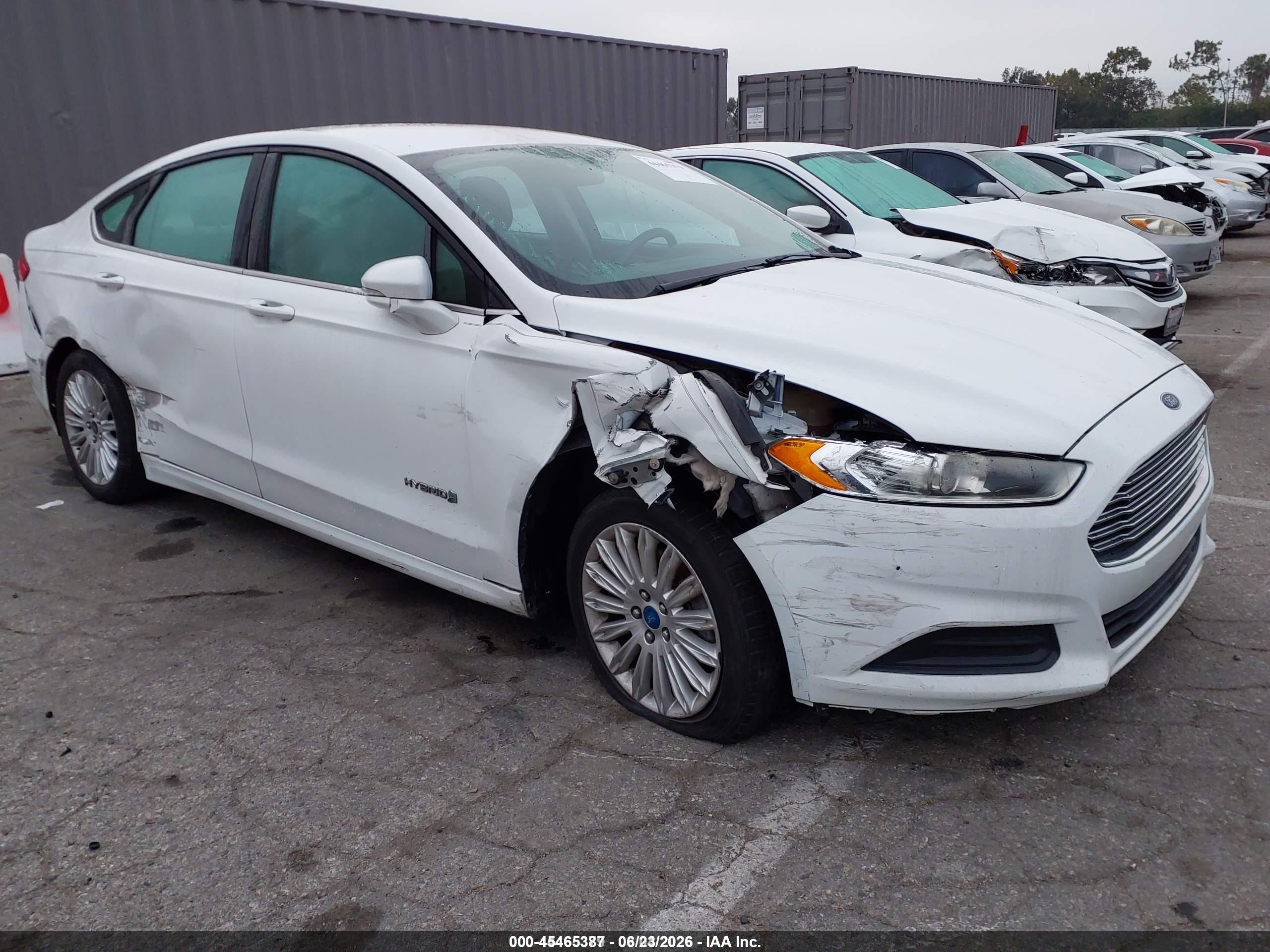 2013 Ford Fusion Hybrid Se White vin: 3FA6P0LUXDR174352