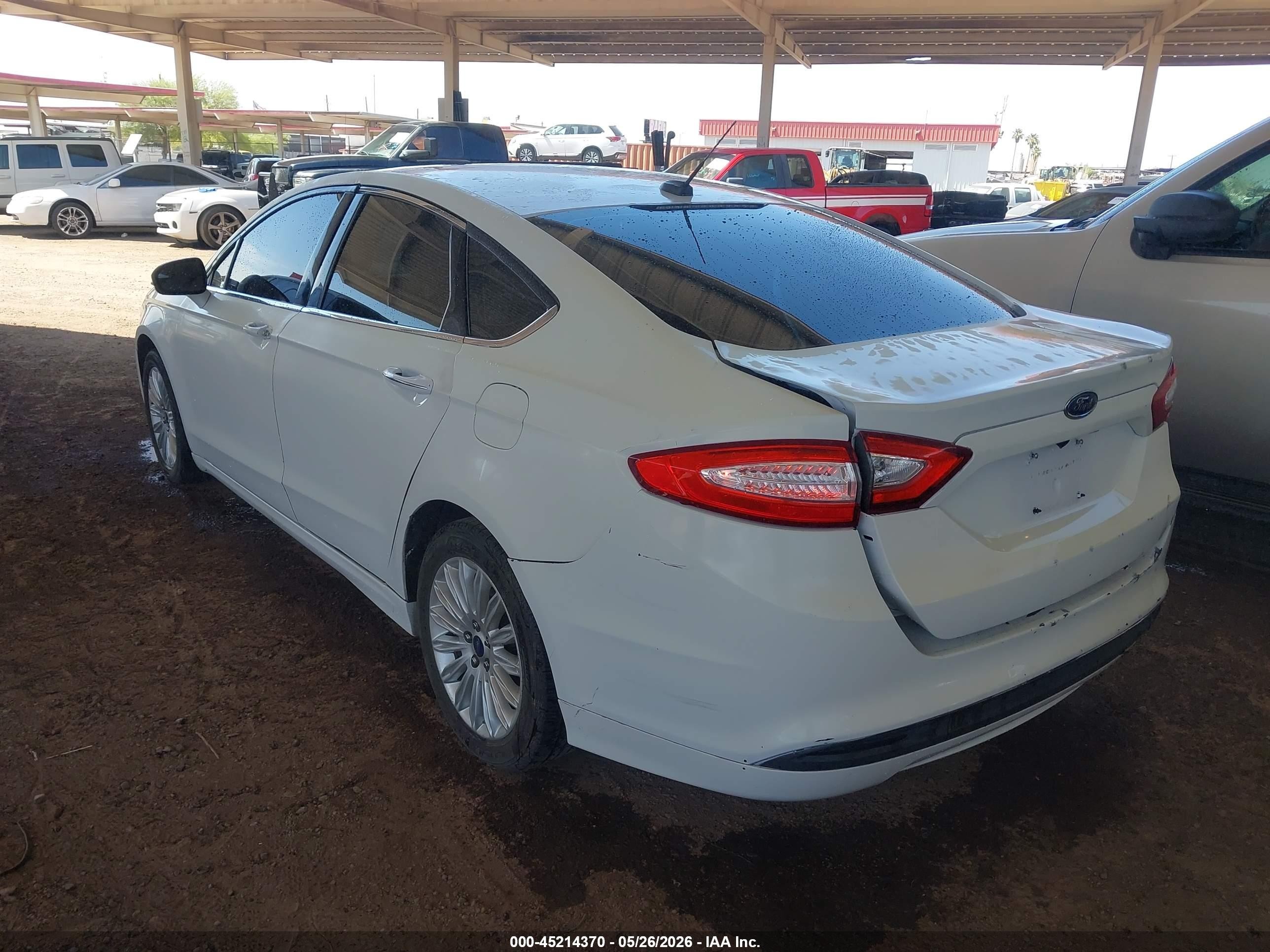 2013 Ford Fusion Hybrid Se Белый vin: 3FA6P0LUXDR209570