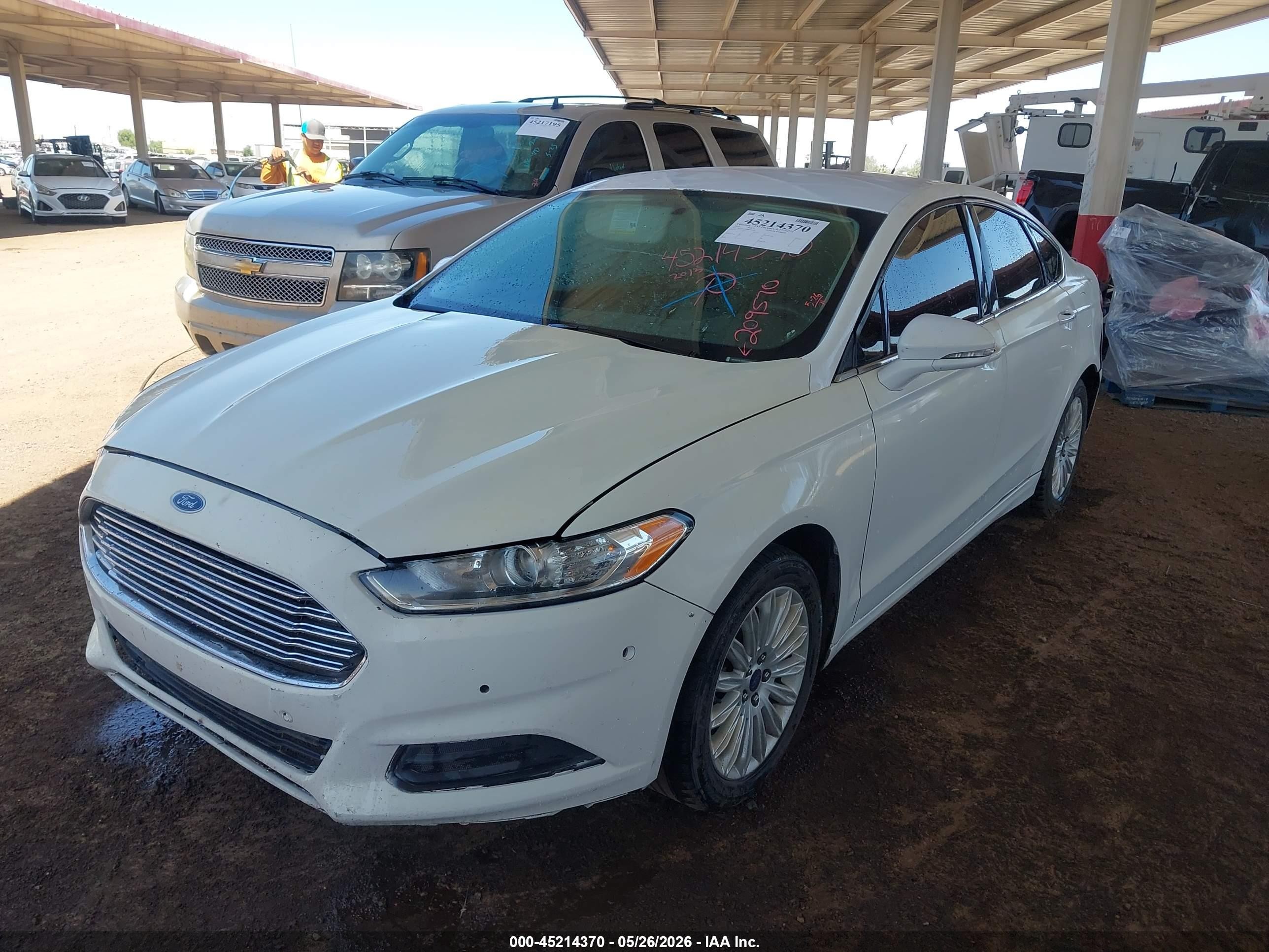 2013 Ford Fusion Hybrid Se Белый vin: 3FA6P0LUXDR209570