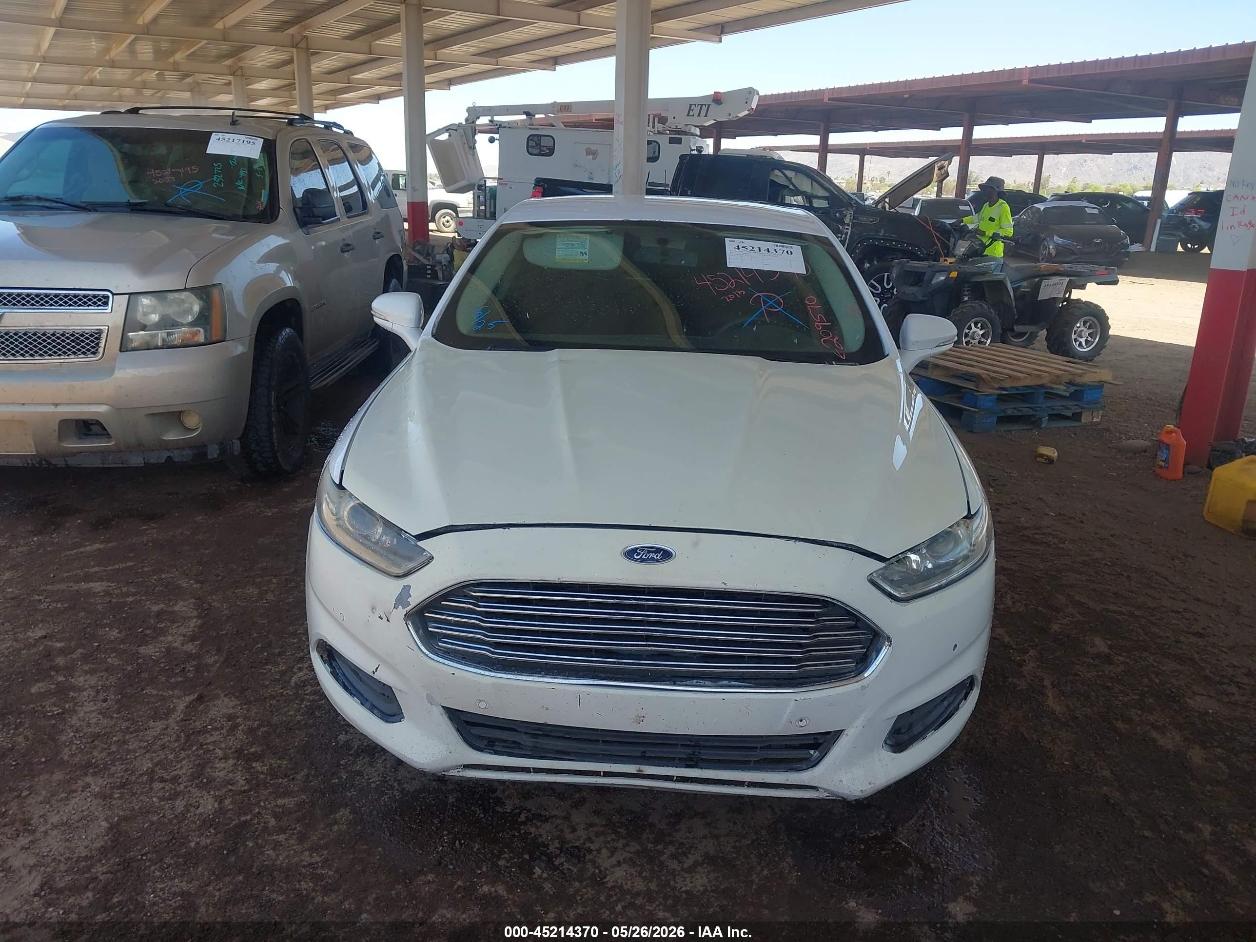 2013 Ford Fusion Hybrid Se Белый vin: 3FA6P0LUXDR209570