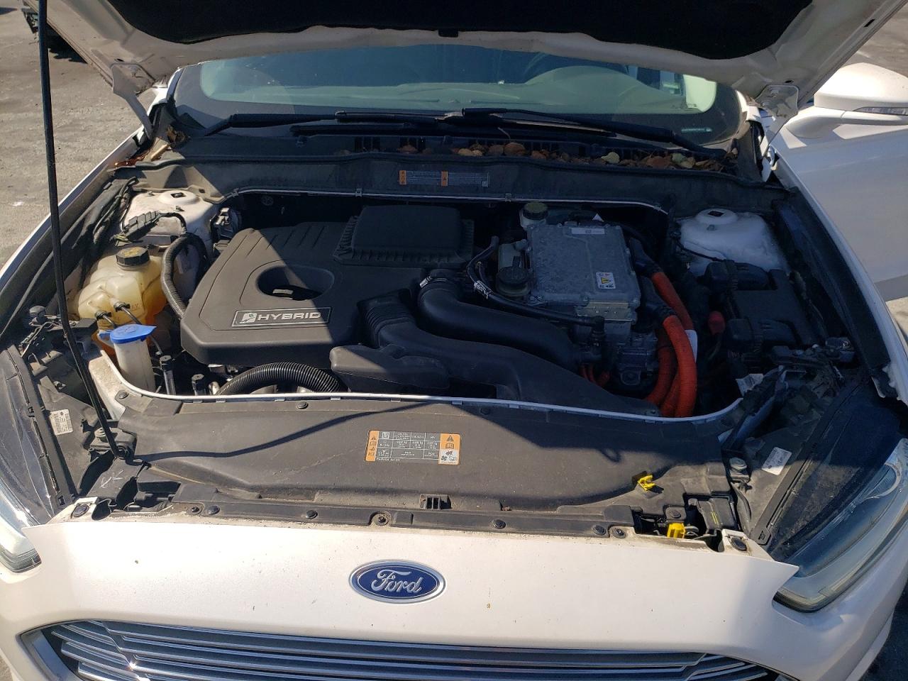 2014 Ford Fusion Se Hybrid White vin: 3FA6P0LUXER192173