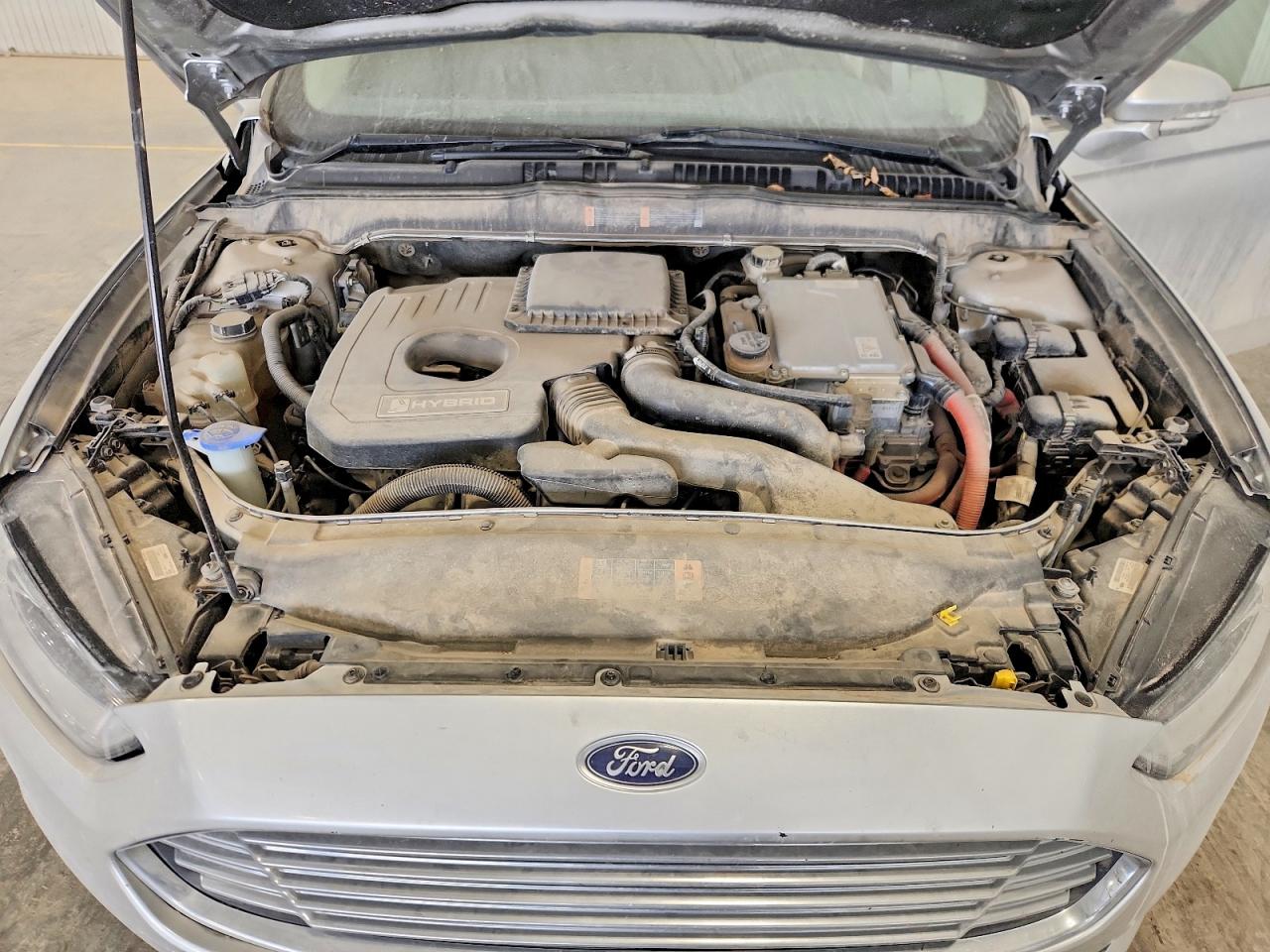 2014 Ford Fusion Hybrid Silver vin: 3FA6P0LUXER247494