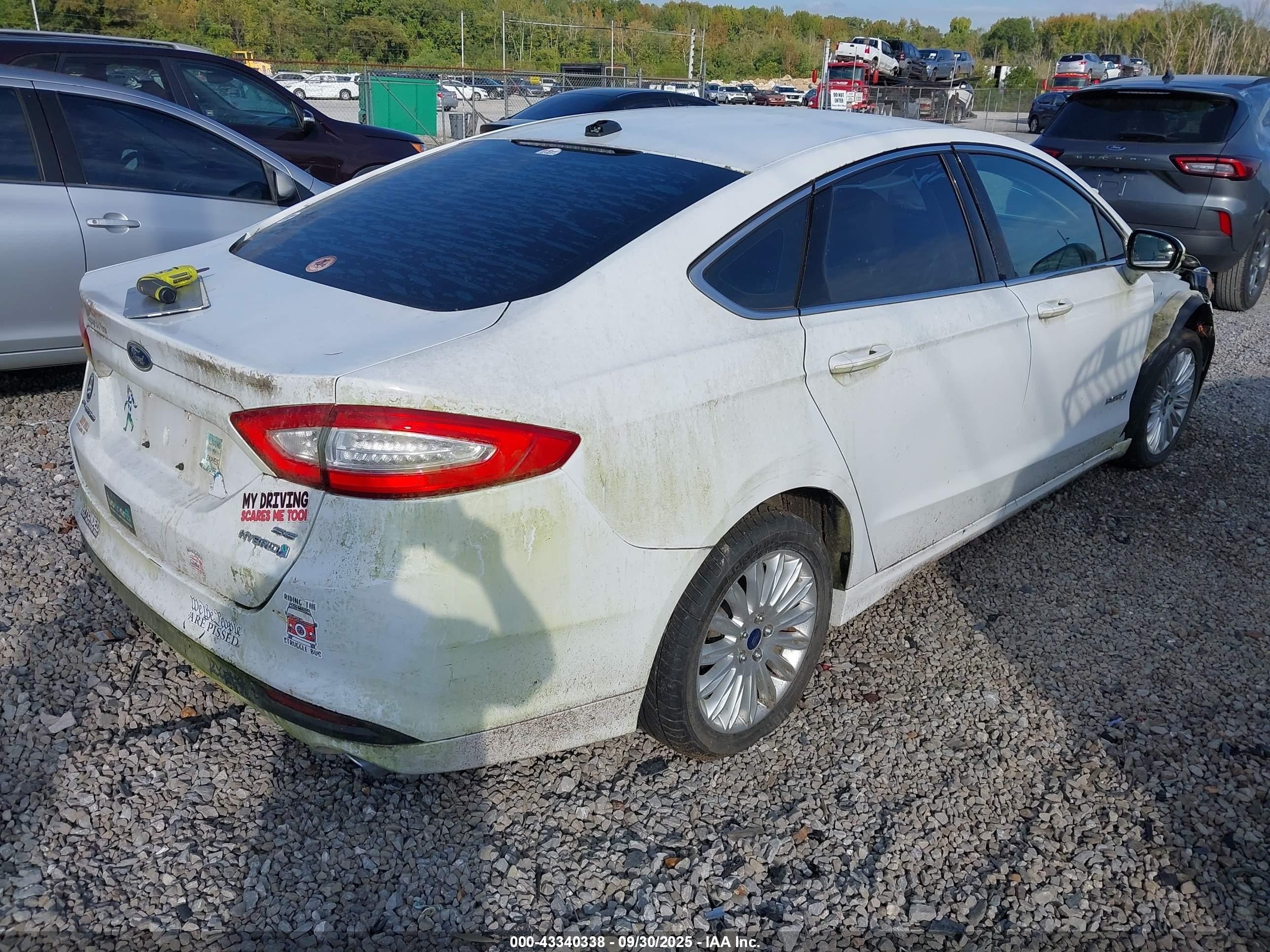 2014 Ford Fusion Hybrid Se White vin: 3FA6P0LUXER301733