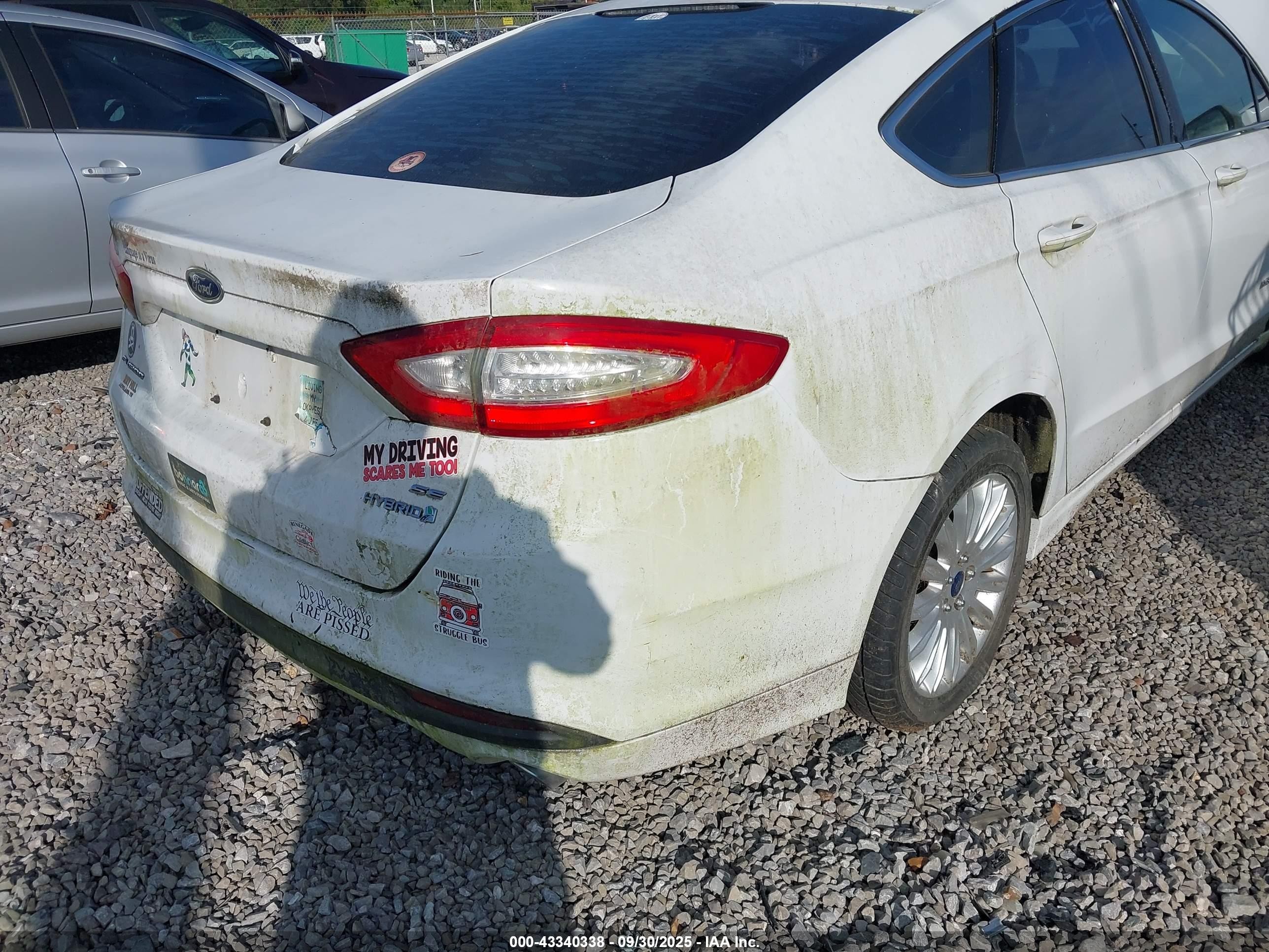 2014 Ford Fusion Hybrid Se White vin: 3FA6P0LUXER301733