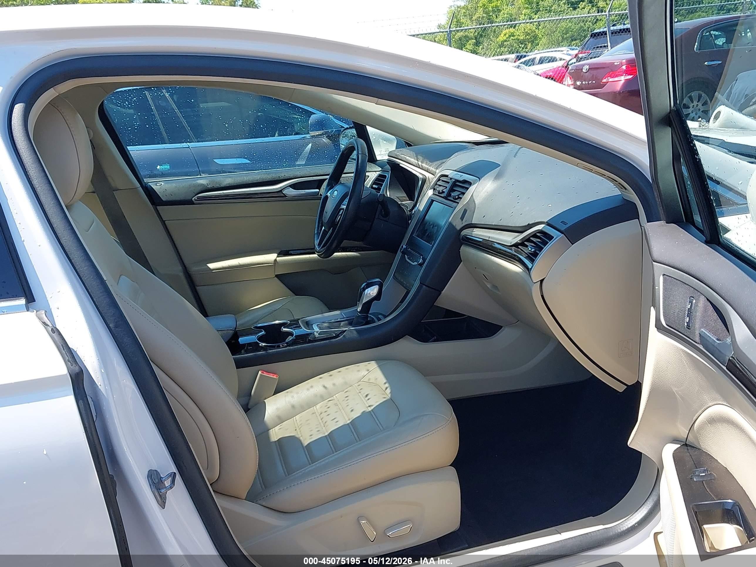 2015 Ford Fusion Hybrid Se White vin: 3FA6P0LUXFR167467