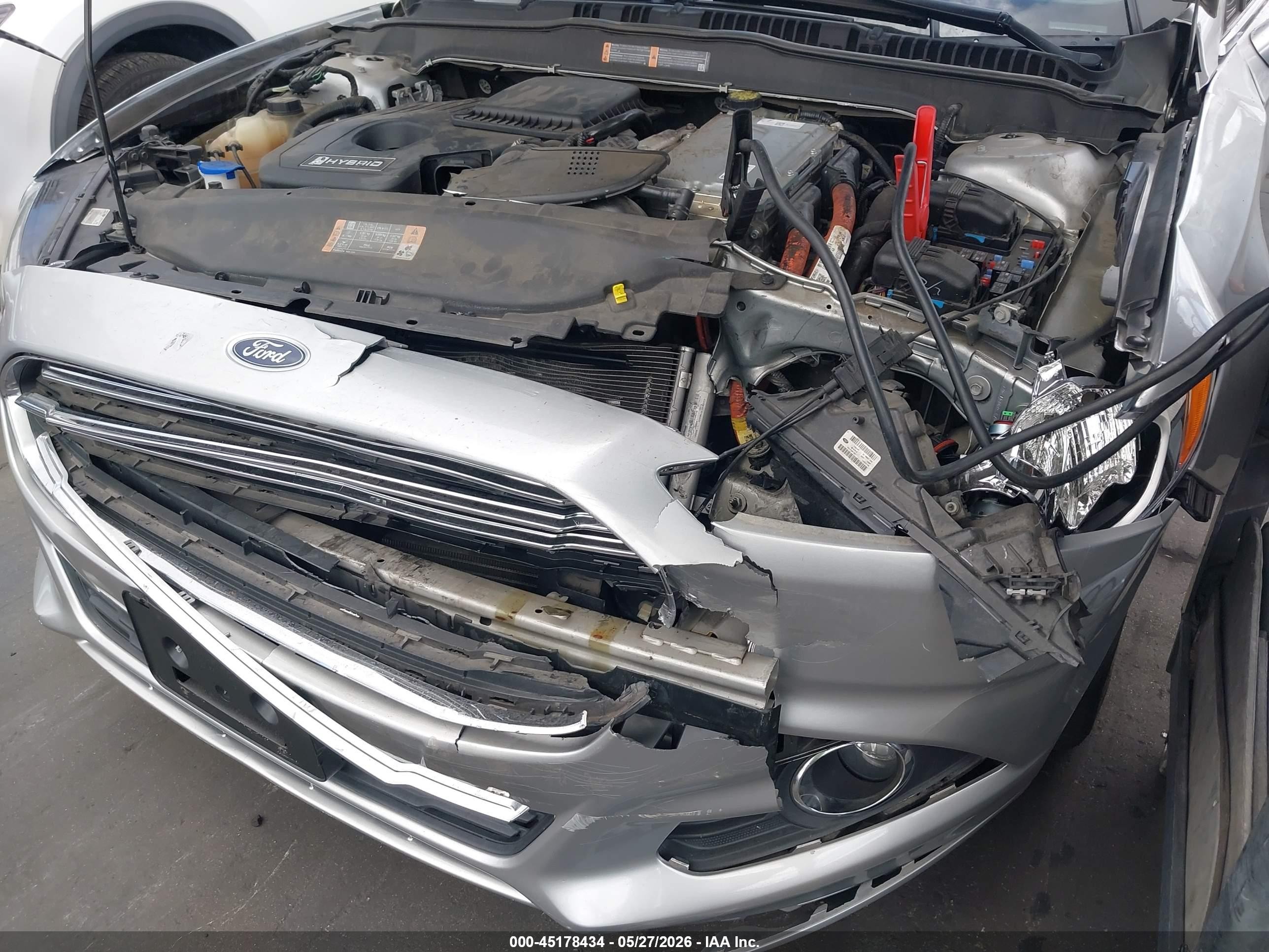2015 Ford Fusion Hybrid Se Серебряный vin: 3FA6P0LUXFR199965