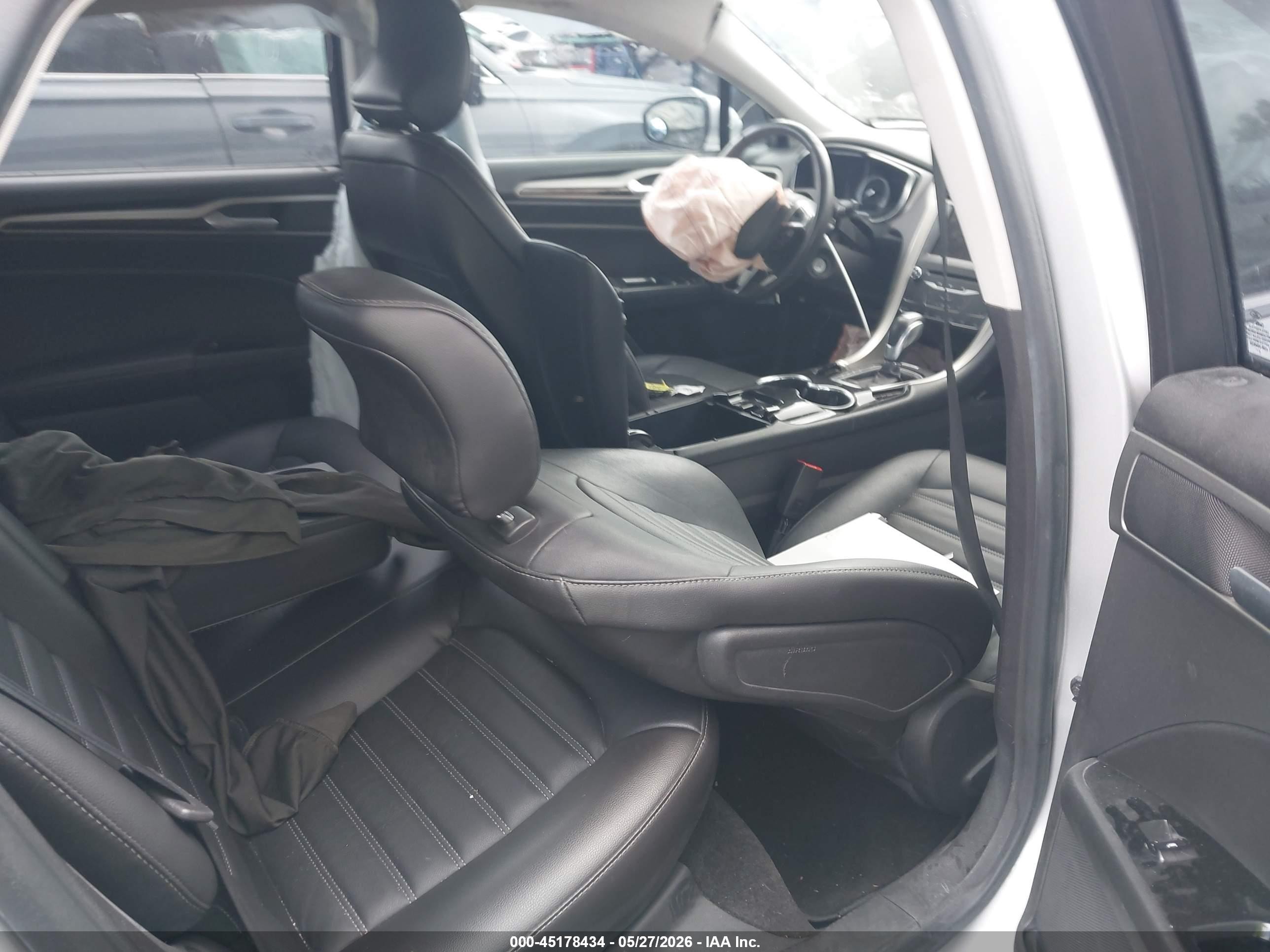 2015 Ford Fusion Hybrid Se Серебряный vin: 3FA6P0LUXFR199965