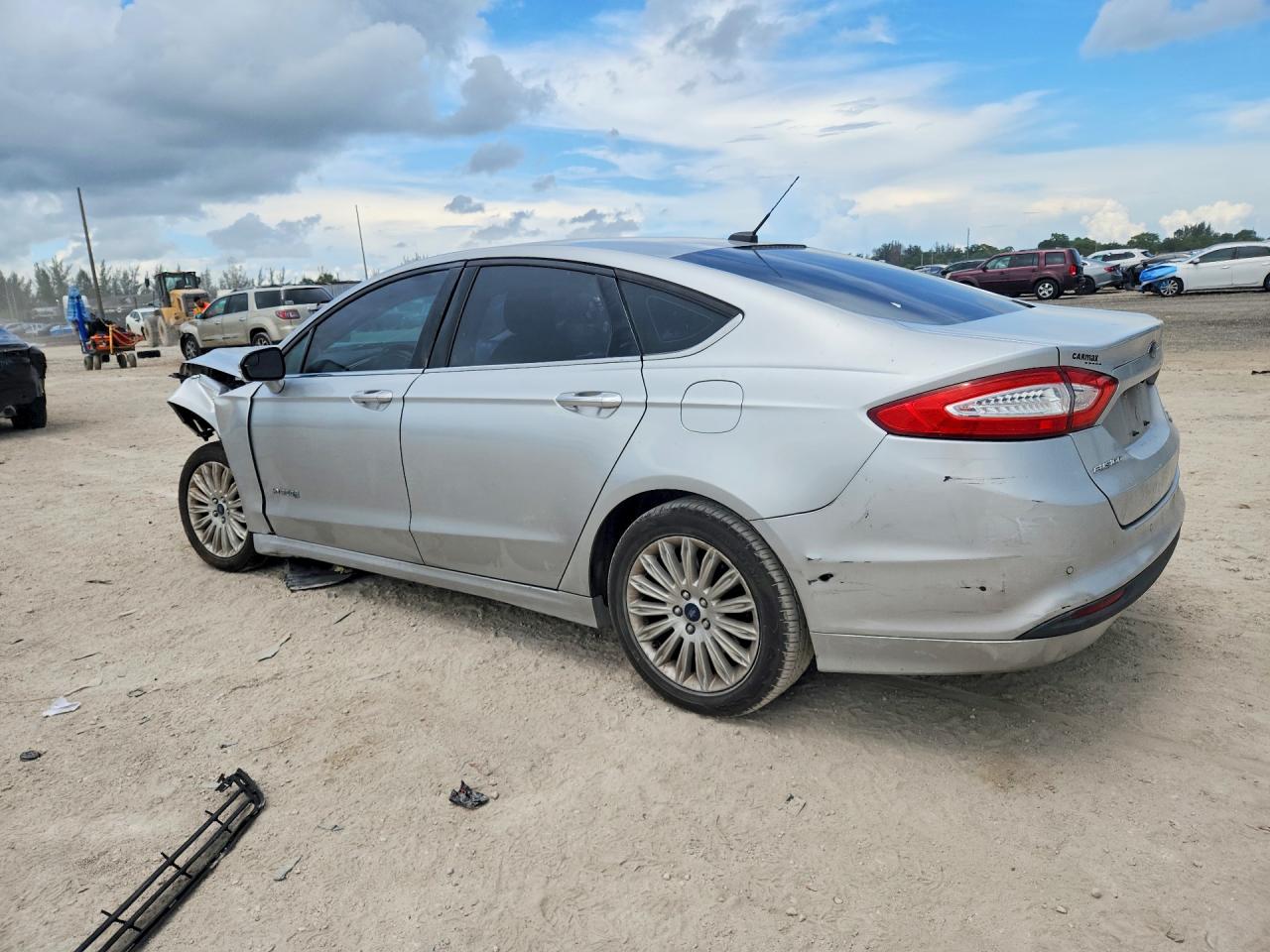 2015 Ford Fusion Se Hybrid Silver vin: 3FA6P0LUXFR288712