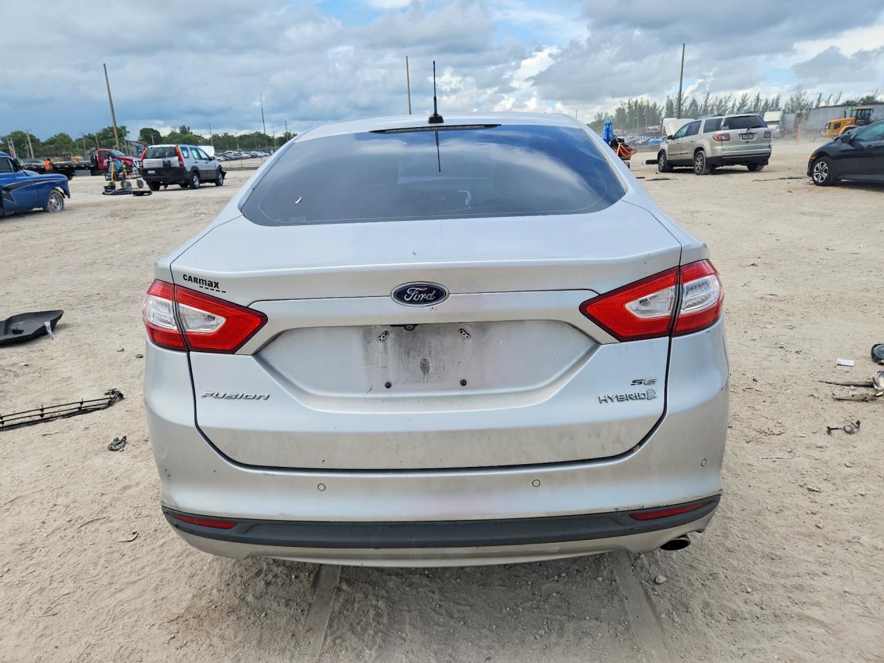 2015 Ford Fusion Se Hybrid Silver vin: 3FA6P0LUXFR288712