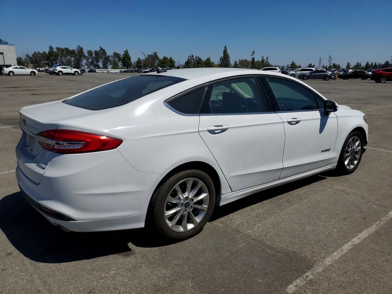 2017 Ford Fusion Se Hybrid Белый vin: 3FA6P0LUXHR355327