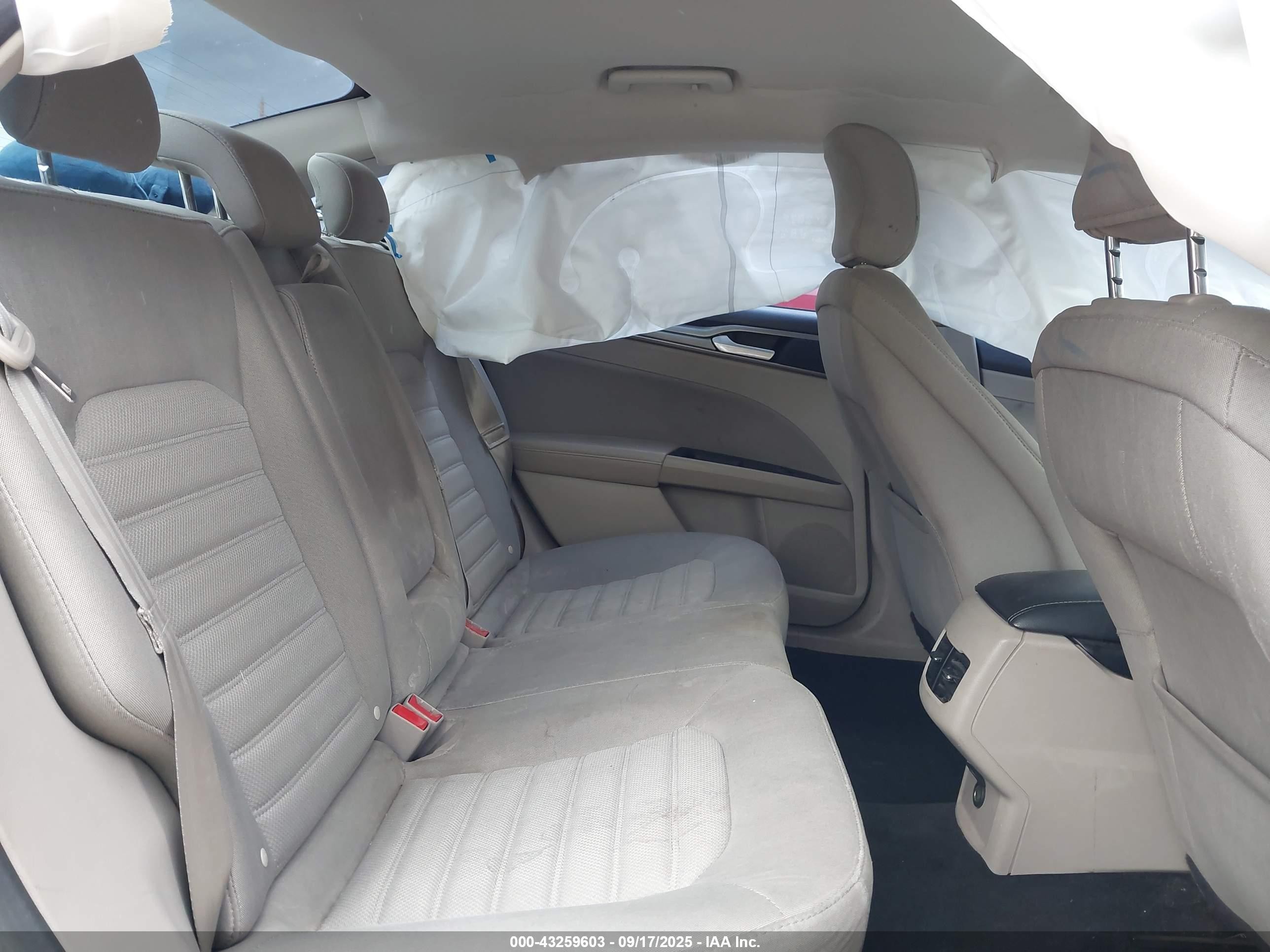 2018 Ford Fusion Hybrid Se Красный vin: 3FA6P0LUXJR173312