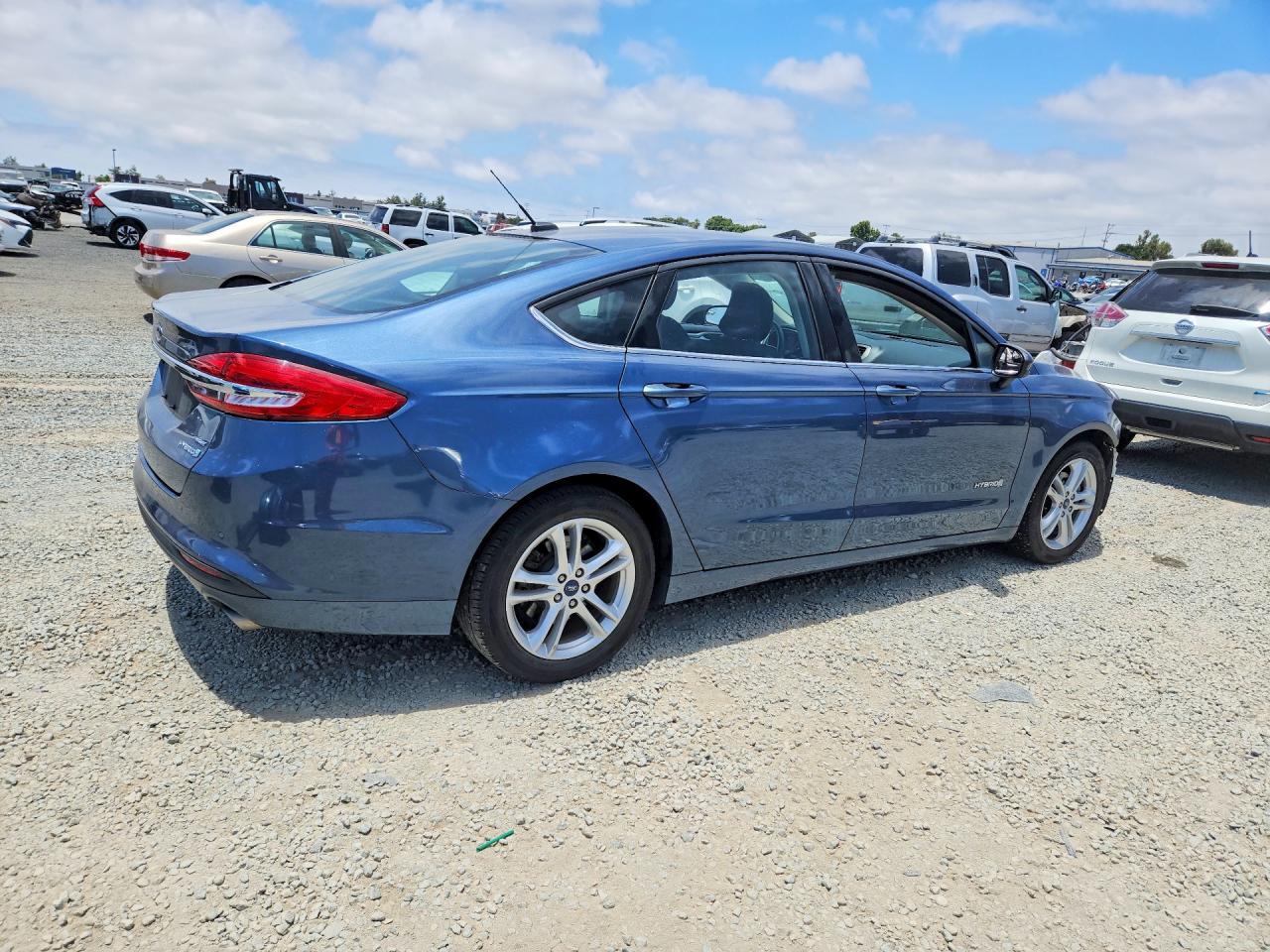 2018 Ford Fusion Se Hybrid Blue vin: 3FA6P0LUXJR204509