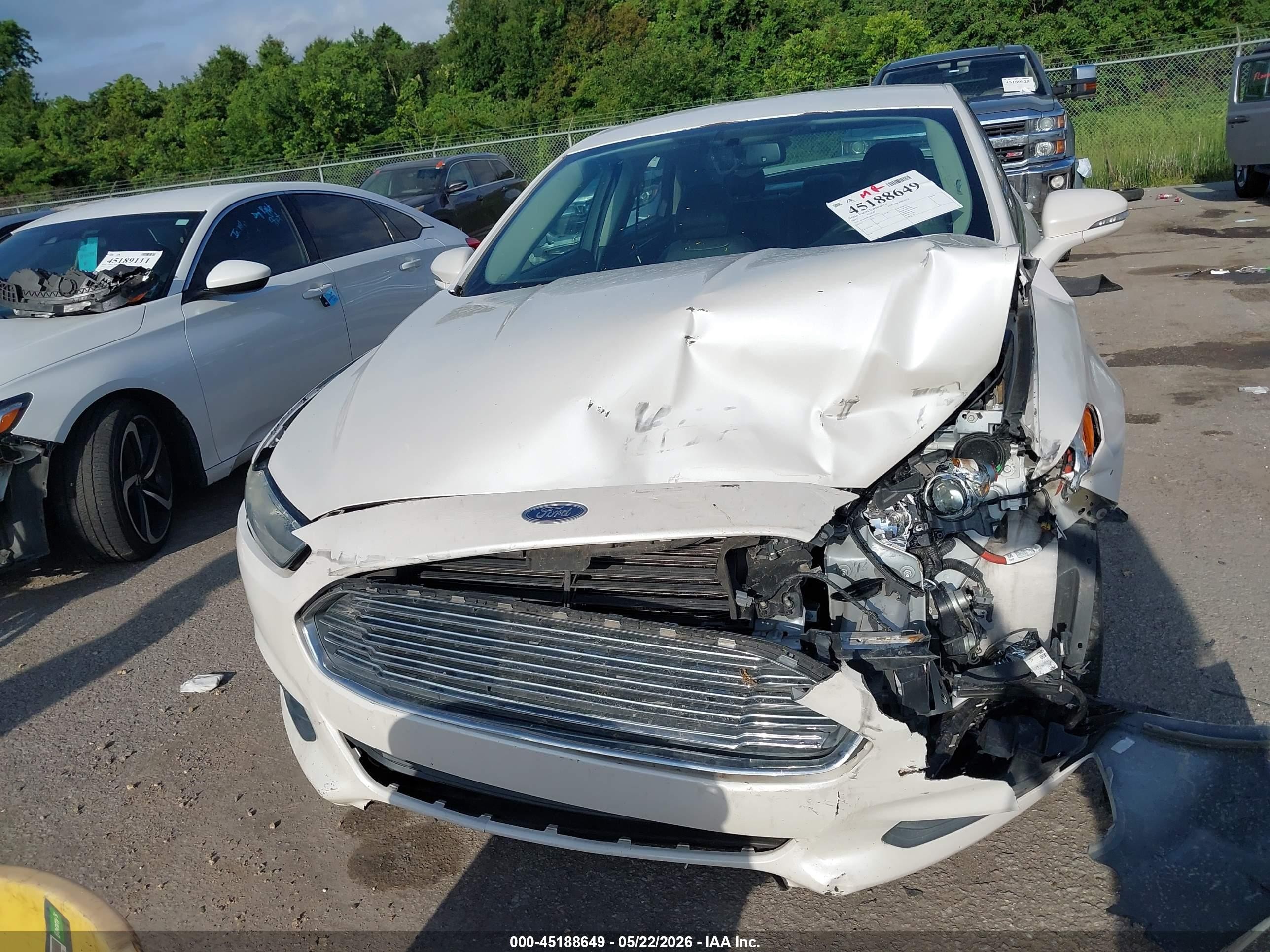 2013 Ford Fusion Energi Se Luxury White vin: 3FA6P0PU0DR233144