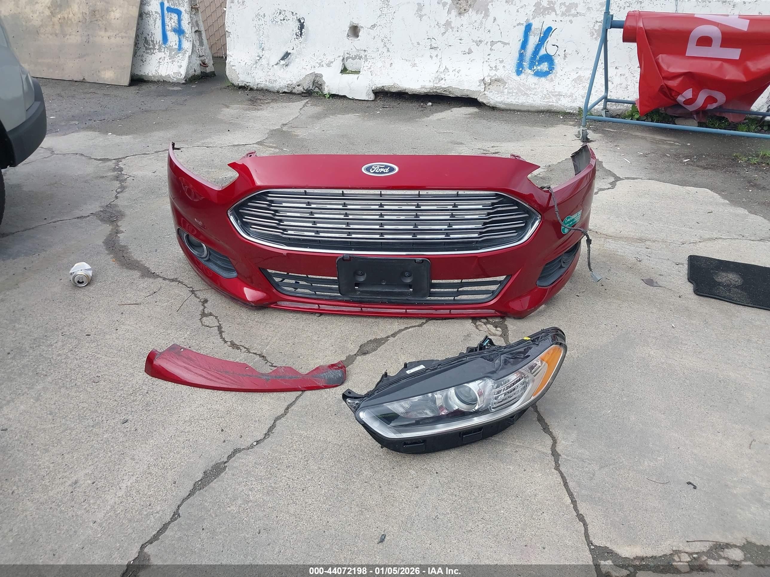 2013 Ford Fusion Energi Se Luxury Red vin: 3FA6P0PU0DR386803