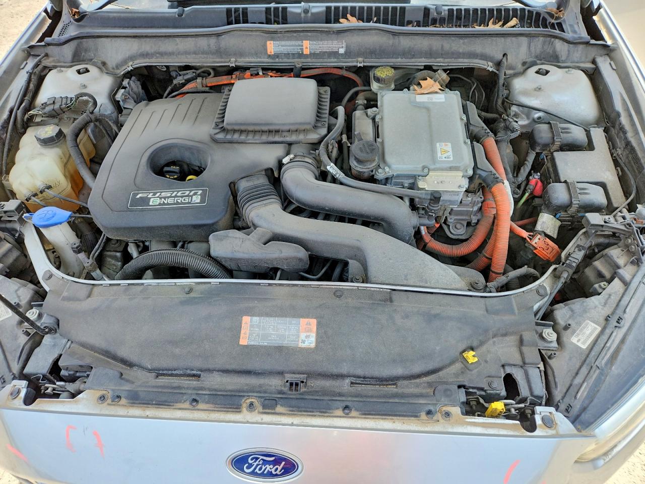 2015 Ford Fusion Se Phev Серебряный vin: 3FA6P0PU0FR301137