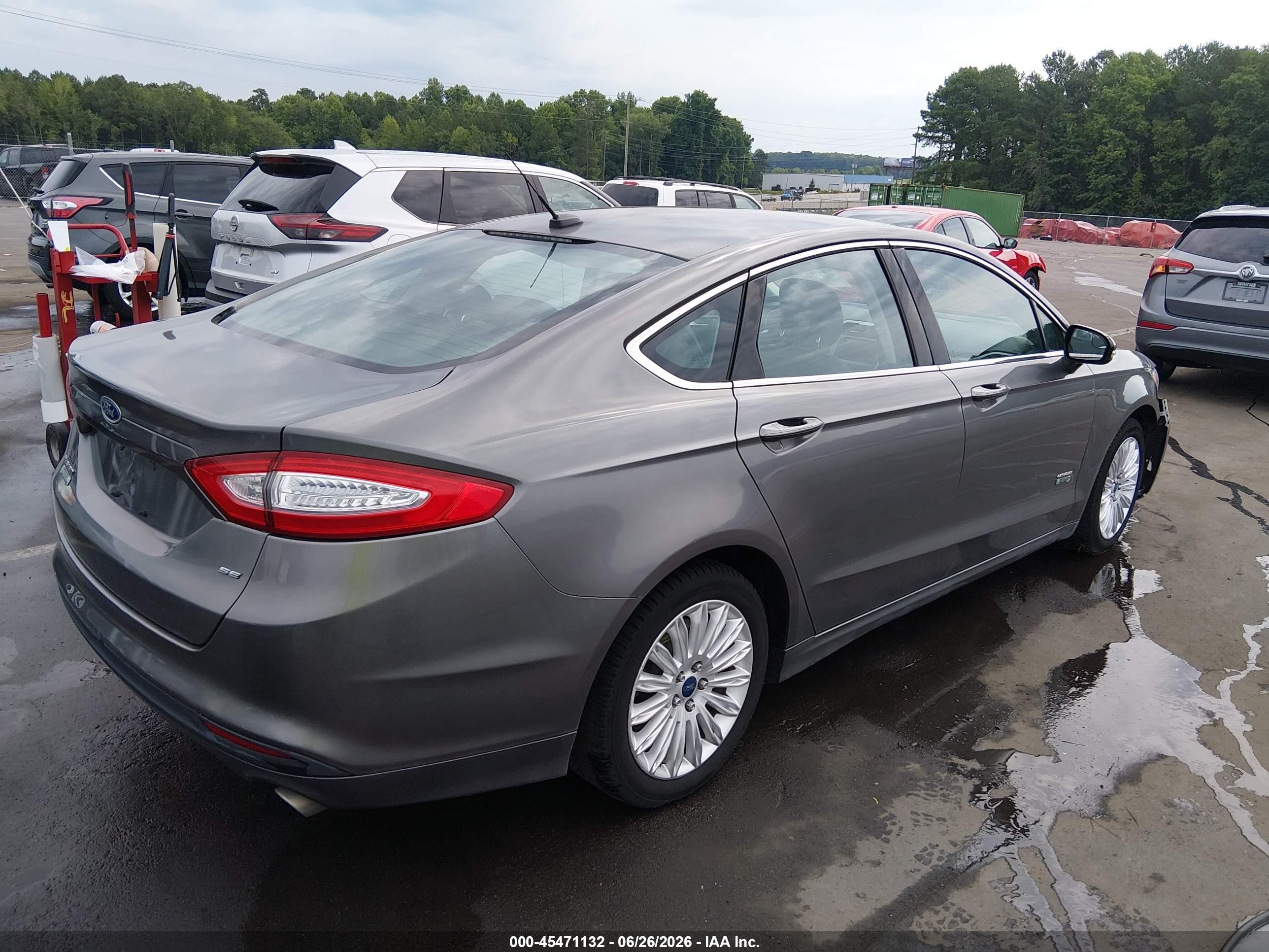 2014 Ford Fusion Energi Se Luxury Silver vin: 3FA6P0PU1ER107098