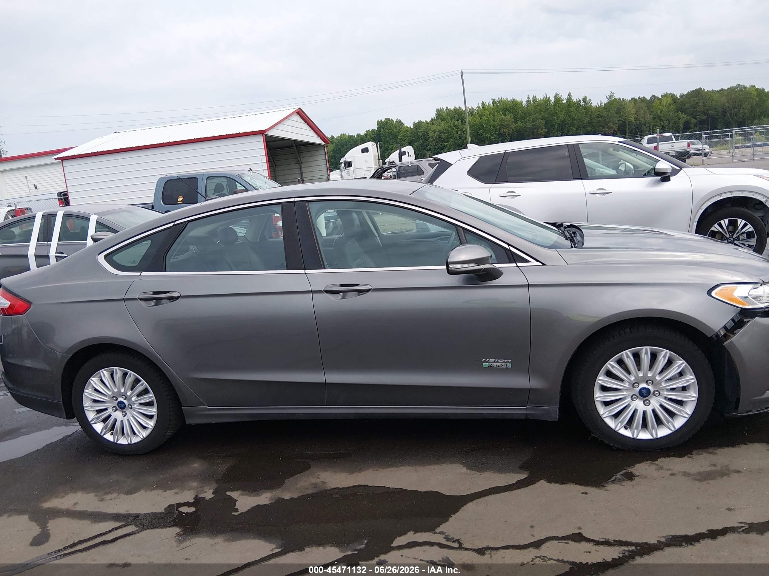 2014 Ford Fusion Energi Se Luxury Silver vin: 3FA6P0PU1ER107098