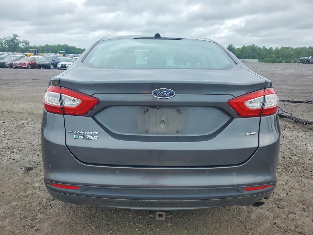 2015 Ford Fusion Se Phev Серый vin: 3FA6P0PU1FR166086