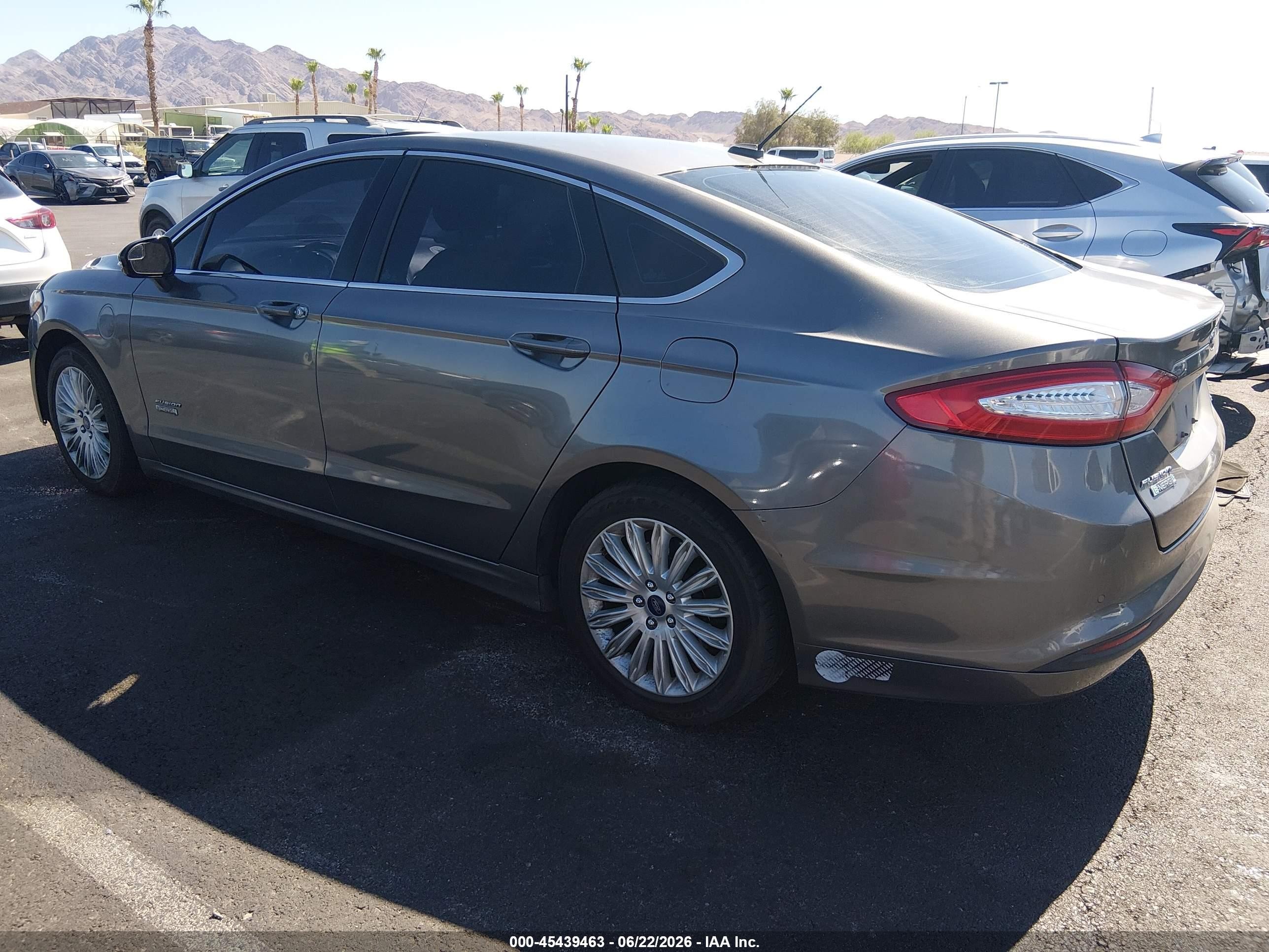 2013 Ford Fusion Energi Se Luxury Серый vin: 3FA6P0PU2DR271278