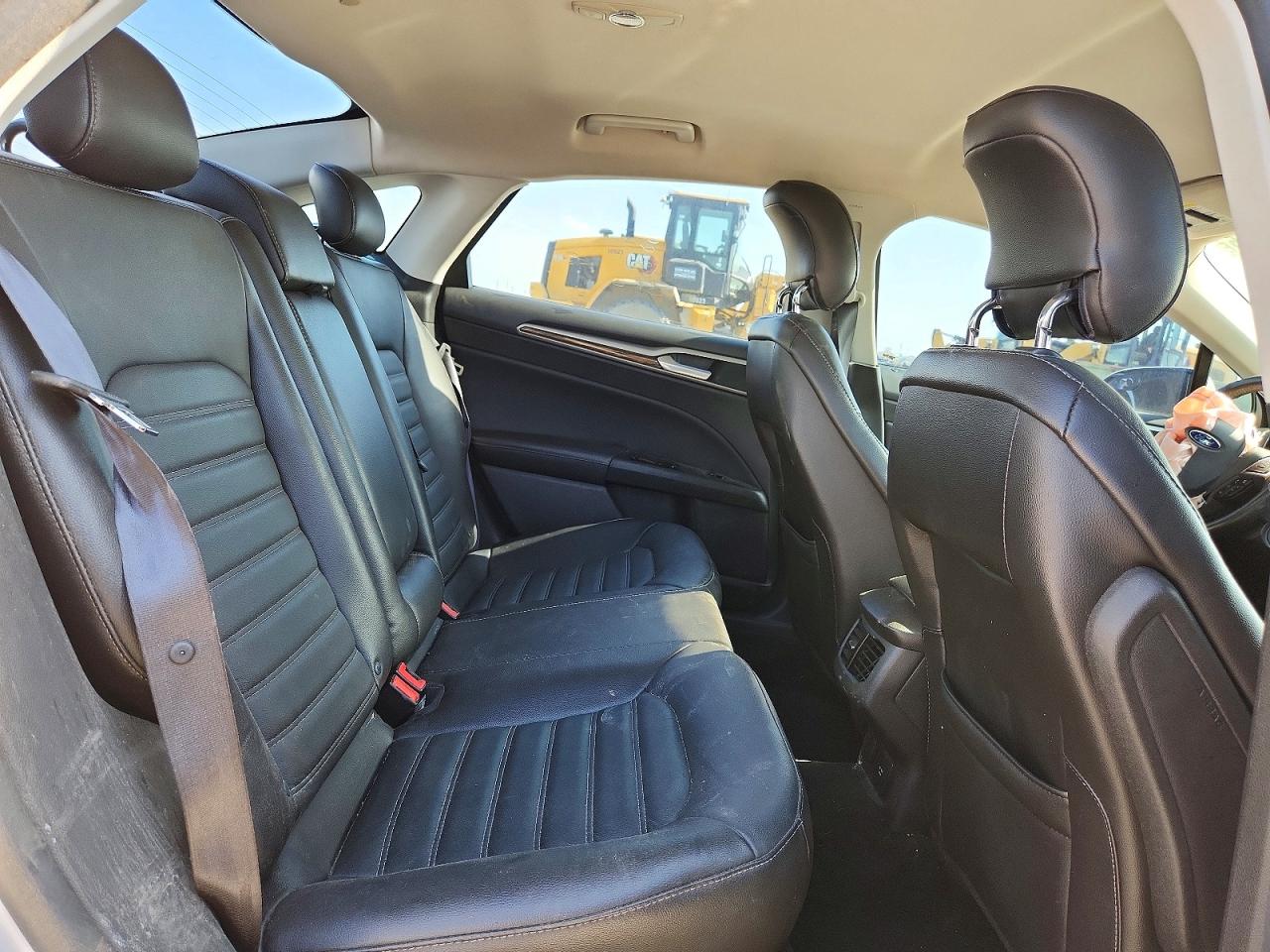 2013 Ford Fusion Se Phev Cream vin: 3FA6P0PU2DR351406