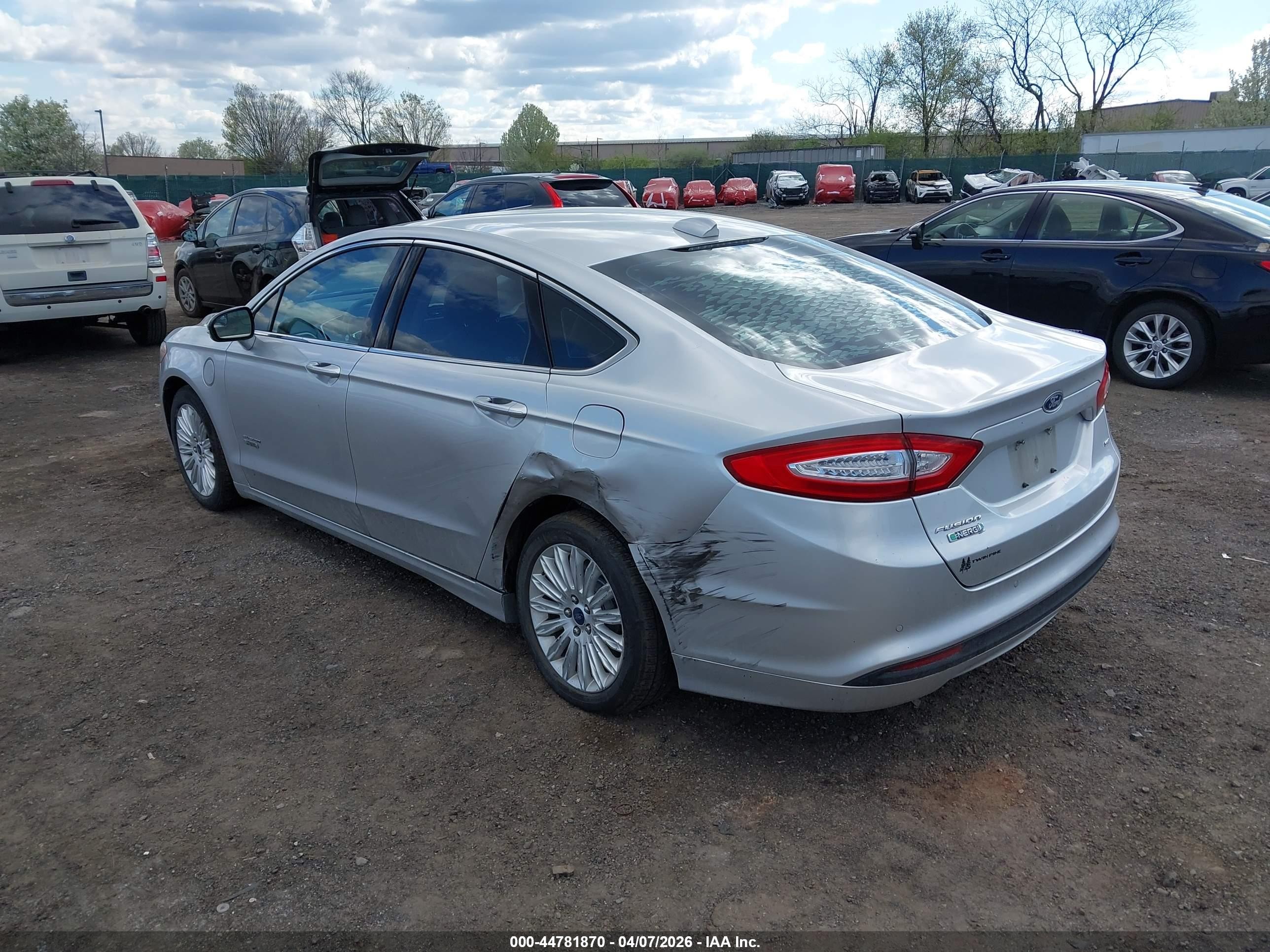 2014 Ford Fusion Energi Se Luxury Silver vin: 3FA6P0PU2ER274487