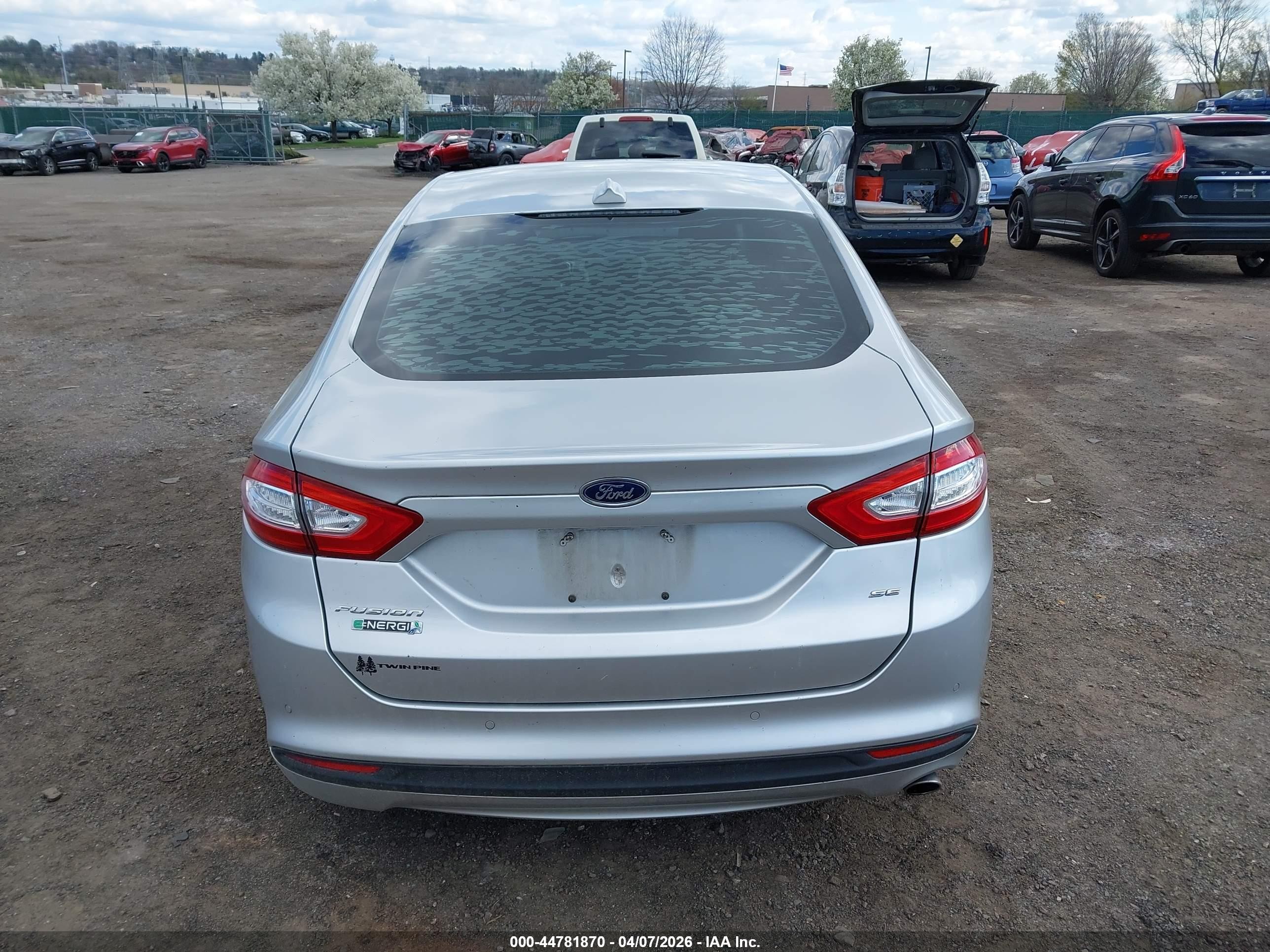 2014 Ford Fusion Energi Se Luxury Silver vin: 3FA6P0PU2ER274487