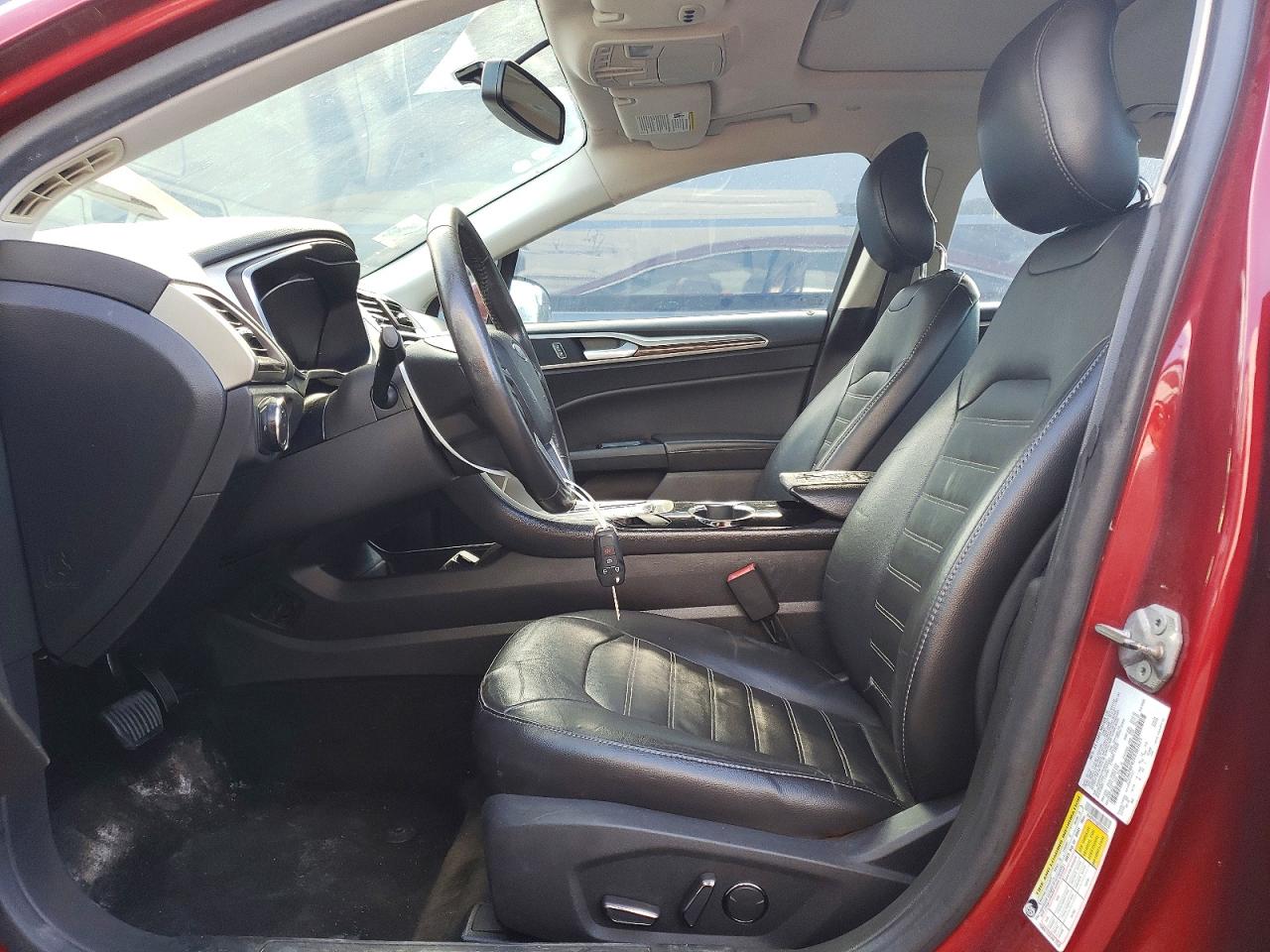2014 Ford Fusion Se Phev Red vin: 3FA6P0PU2ER382625