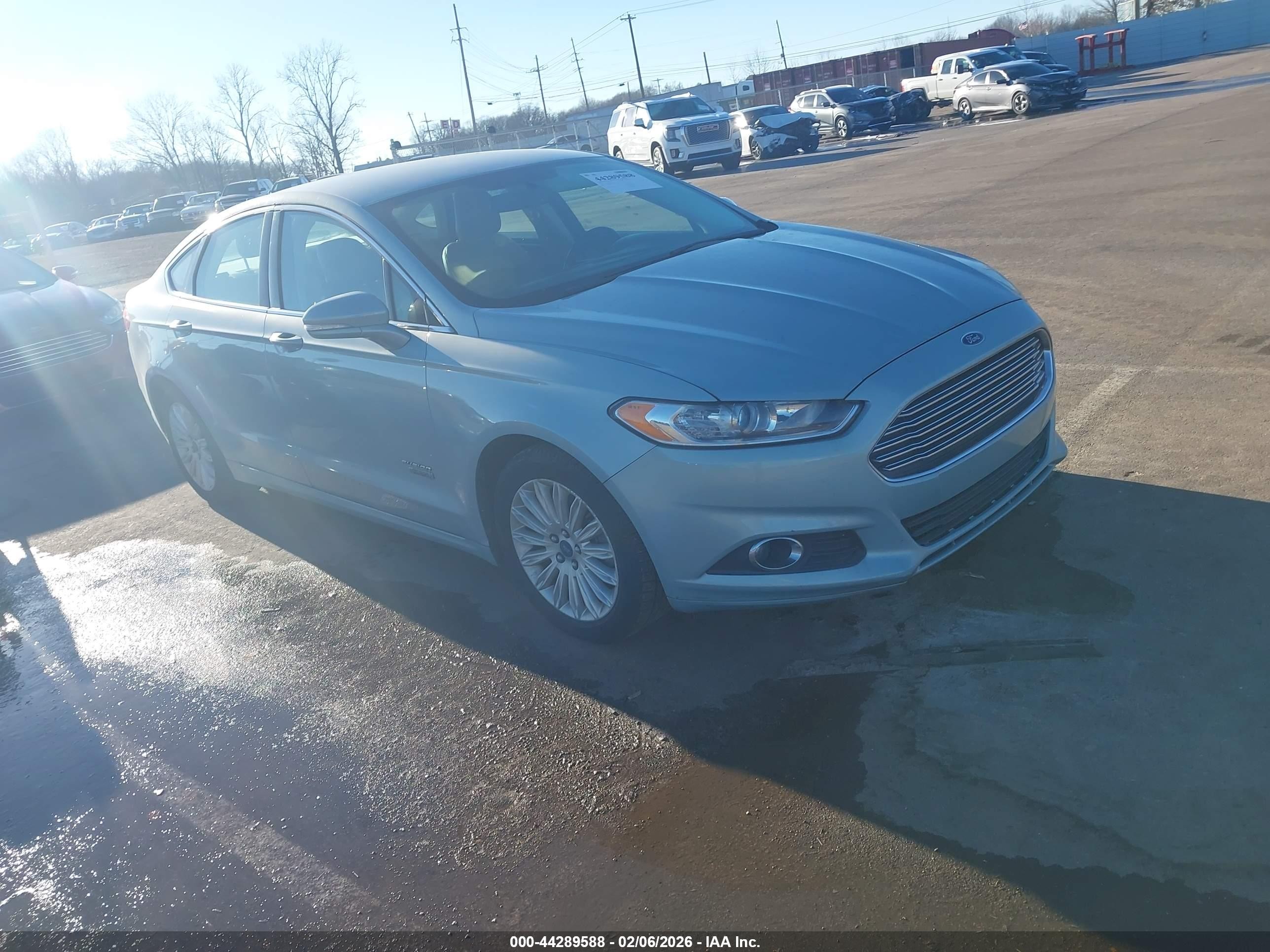 2013 Ford Fusion Energi Se Luxury Green vin: 3FA6P0PU3DR351320