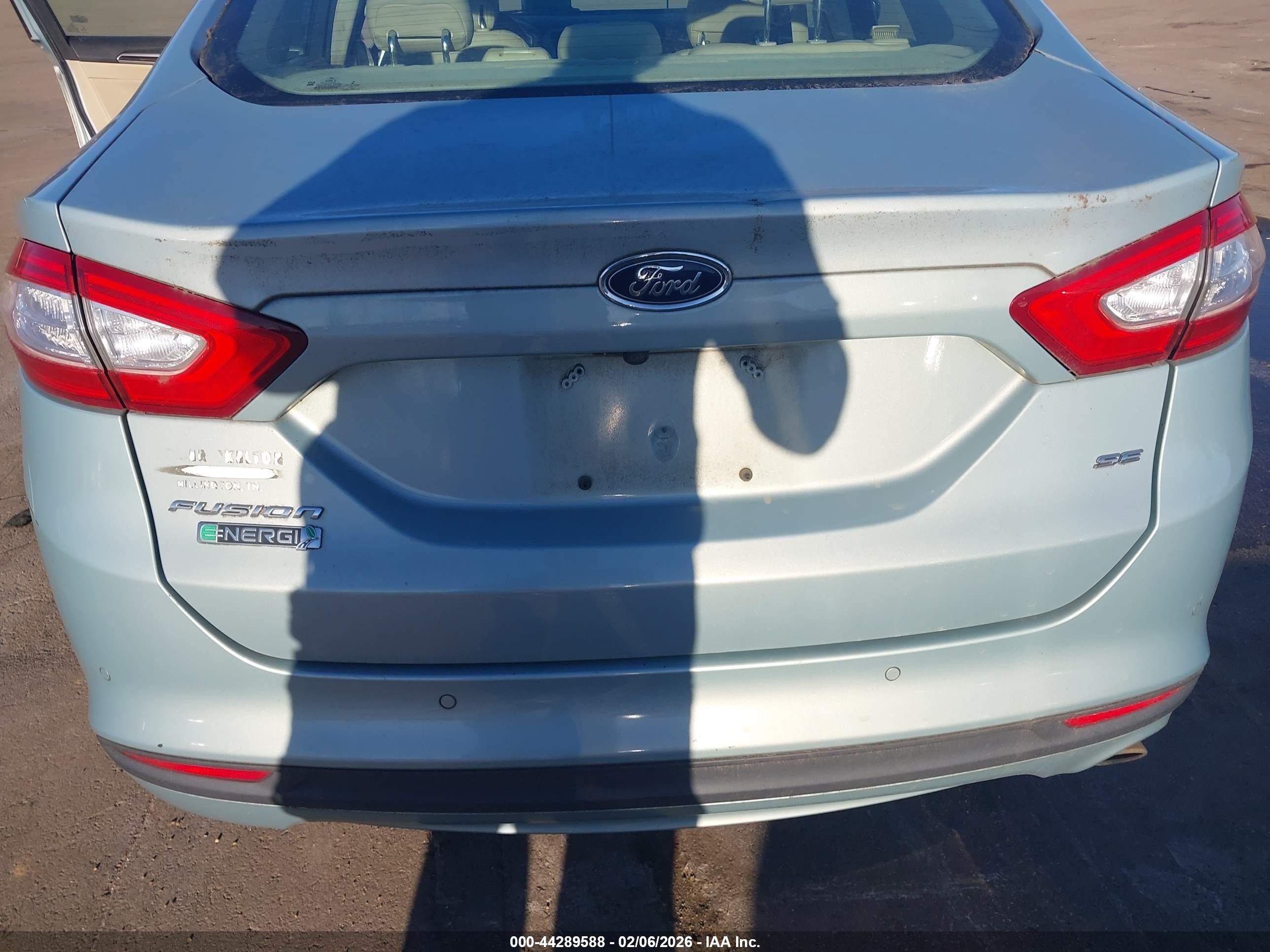 2013 Ford Fusion Energi Se Luxury Green vin: 3FA6P0PU3DR351320