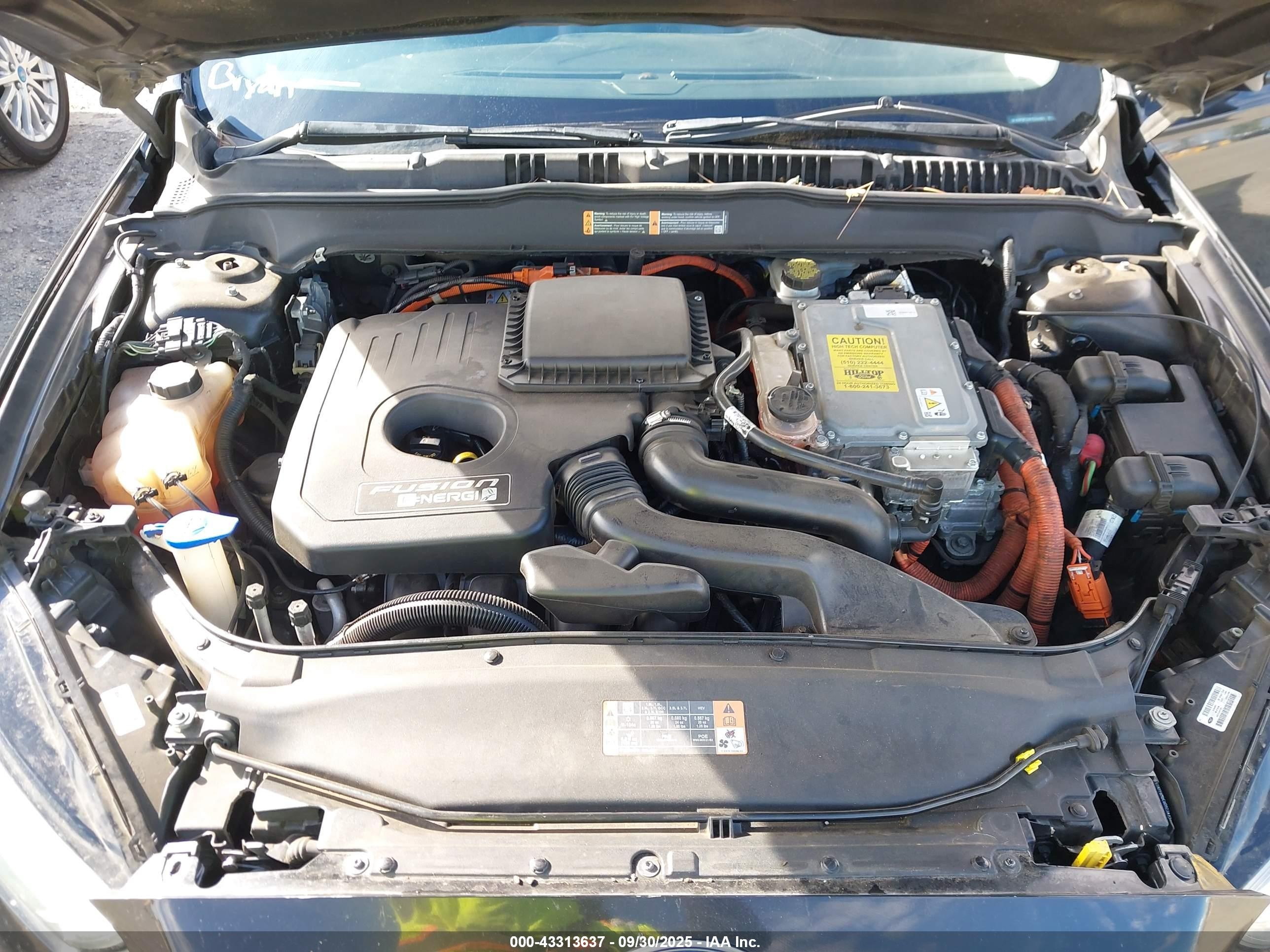 2015 Ford Fusion Energi Se Luxury Черный vin: 3FA6P0PU3FR284401