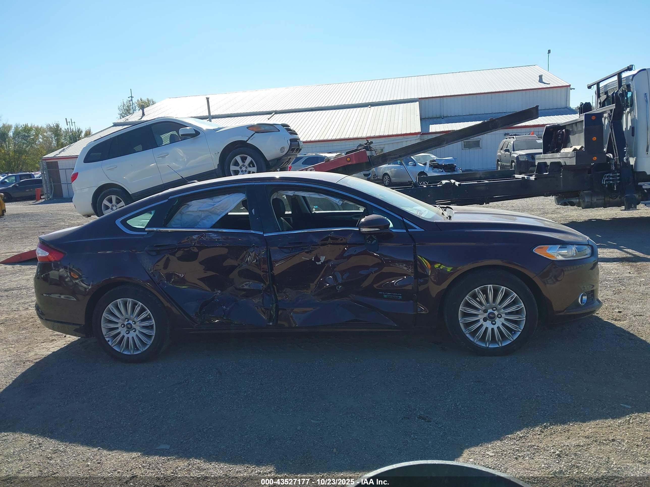 2013 Ford Fusion Energi Se Luxury Maroon vin: 3FA6P0PU4DR308301