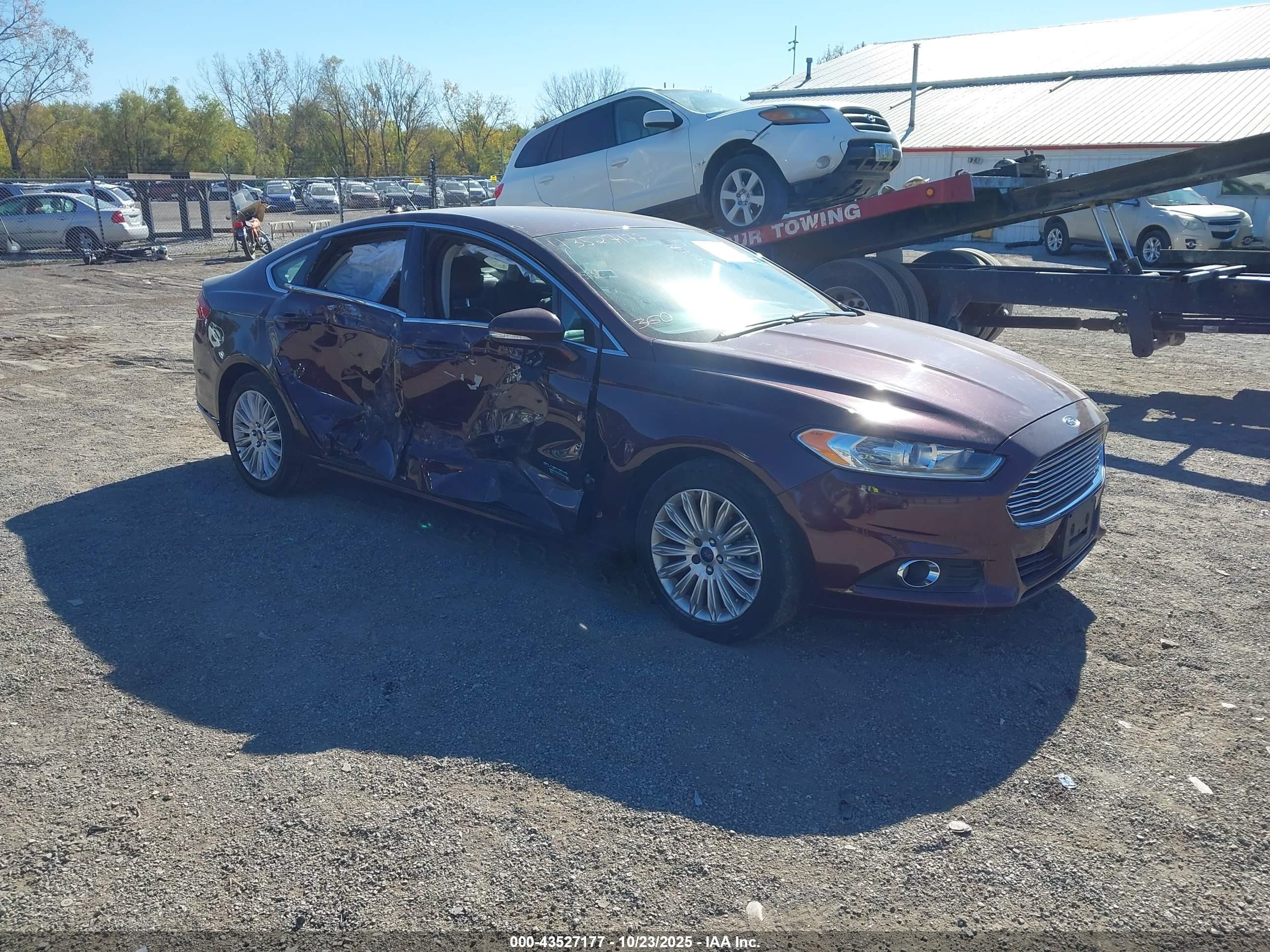 2013 Ford Fusion Energi Se Luxury Maroon vin: 3FA6P0PU4DR308301