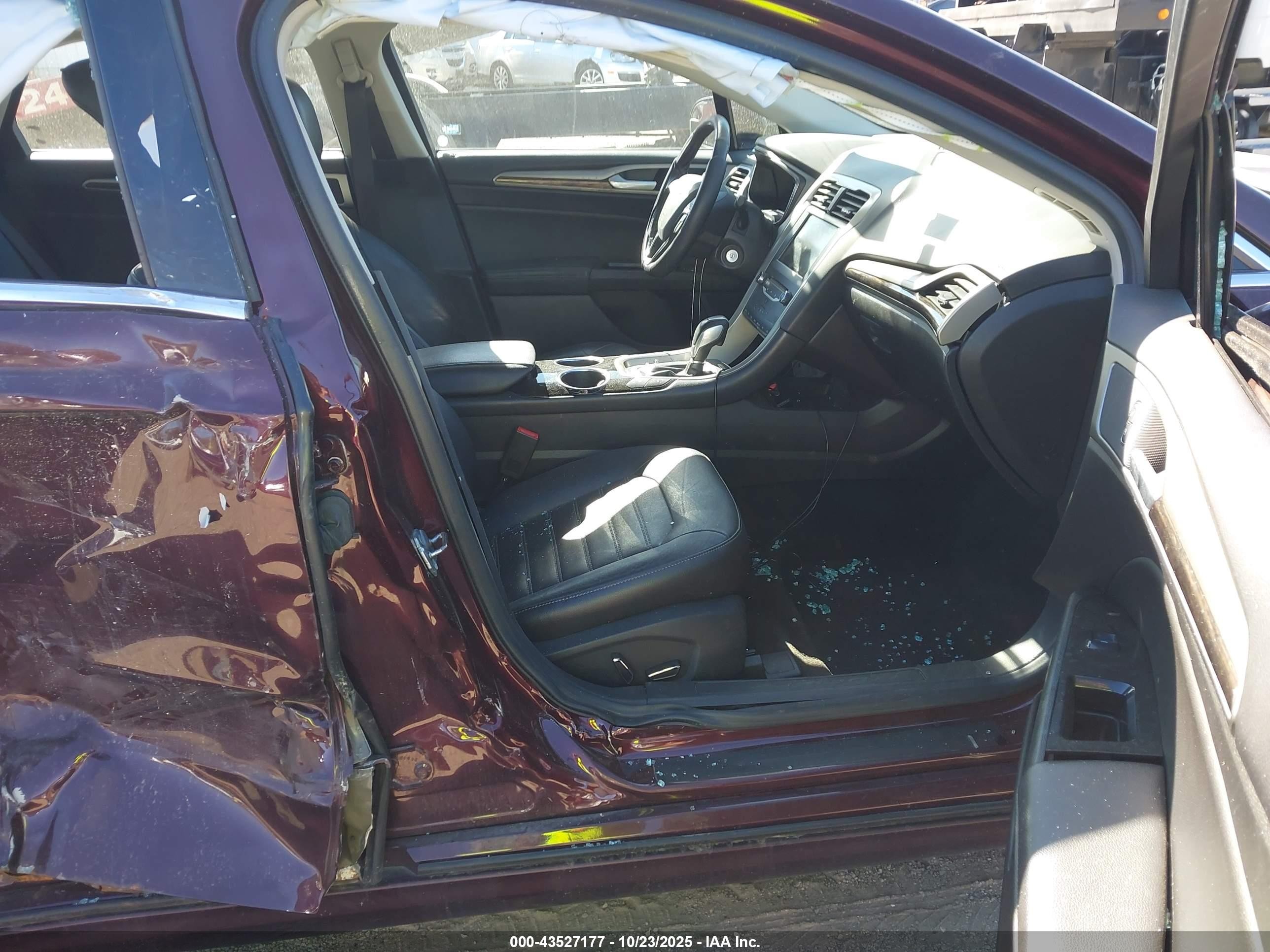 2013 Ford Fusion Energi Se Luxury Maroon vin: 3FA6P0PU4DR308301