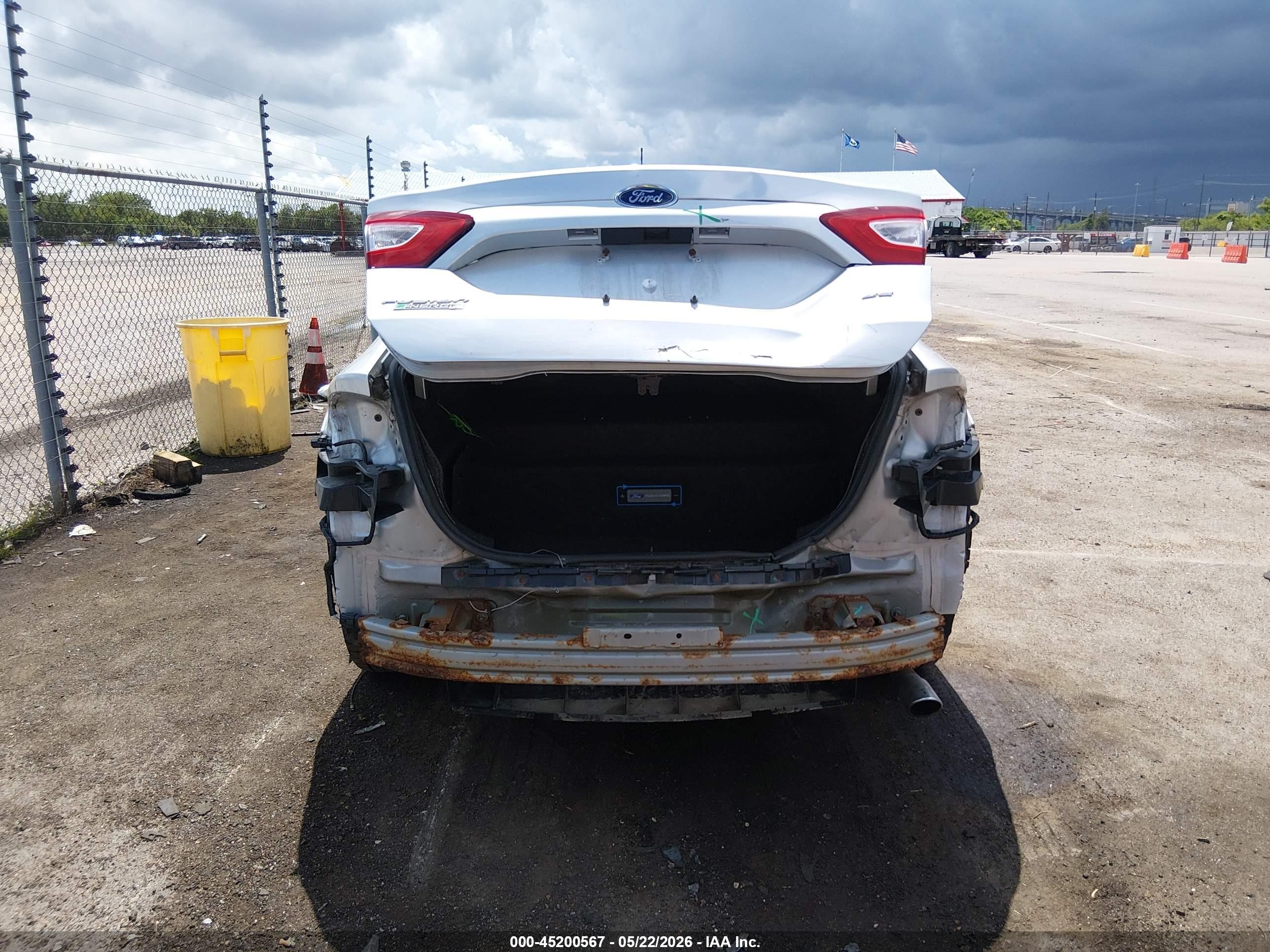 2013 Ford Fusion Energi Se Luxury Silver vin: 3FA6P0PU4DR365646